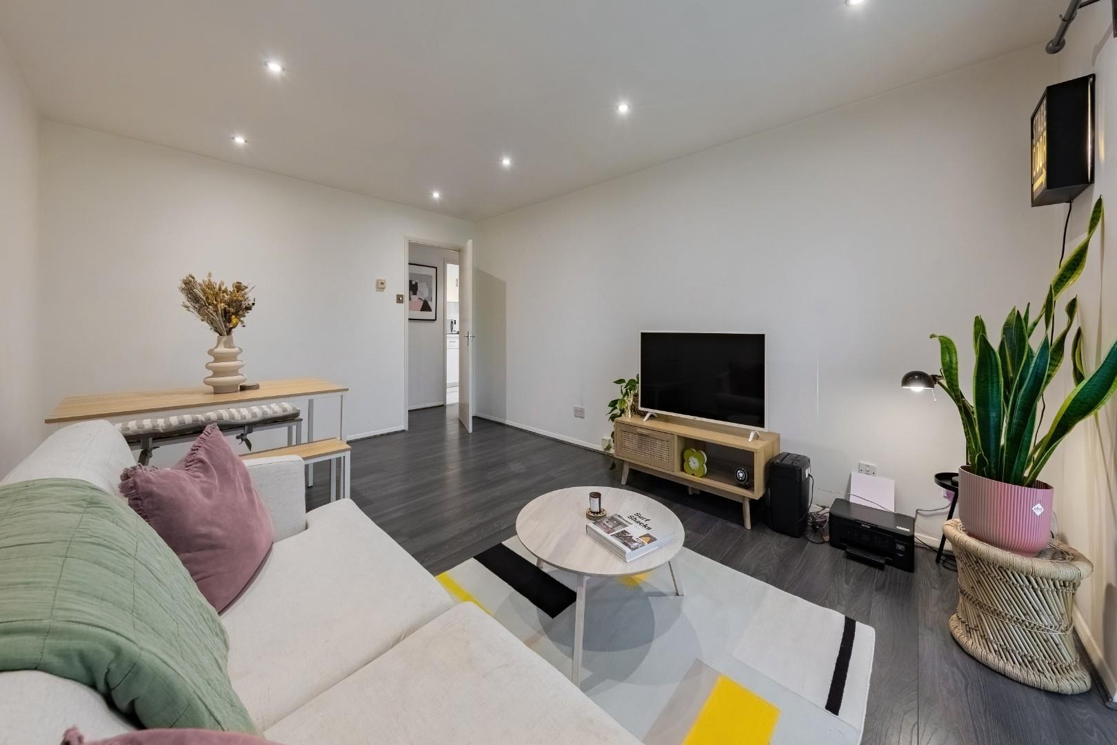 Property Image 916bc843-cde3-487e-a87a-e1066dd4e0ef
