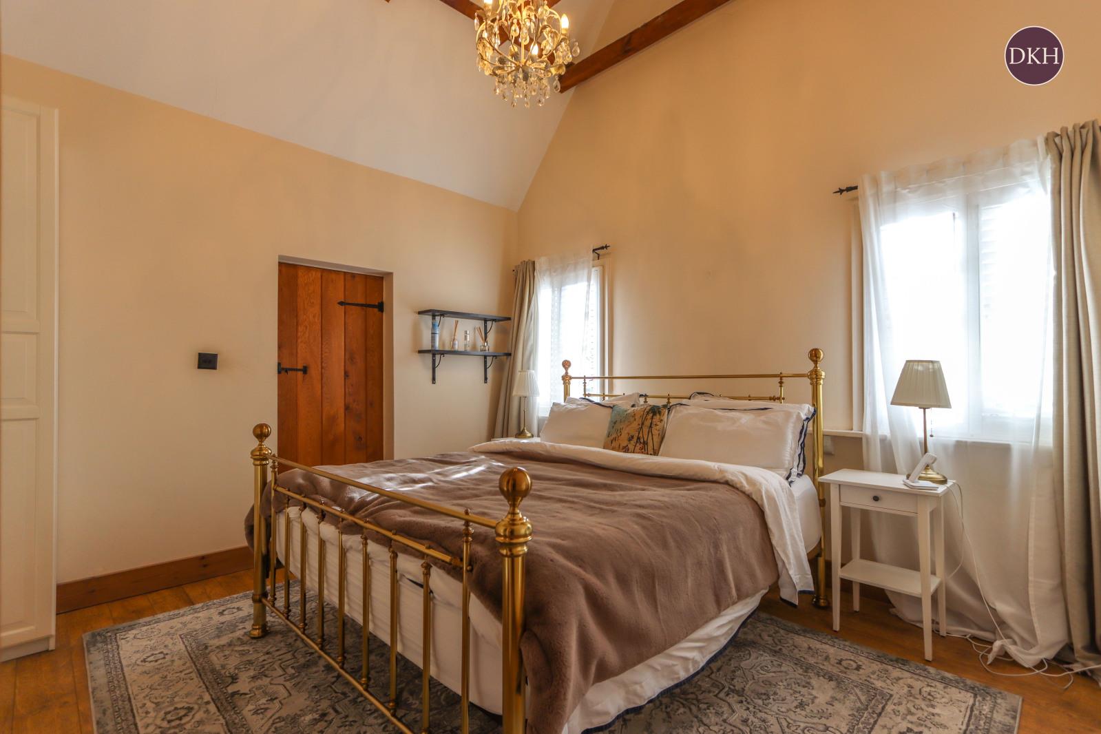 Property Image 916edab0-3ba7-447c-82ff-35204d7e2cb6