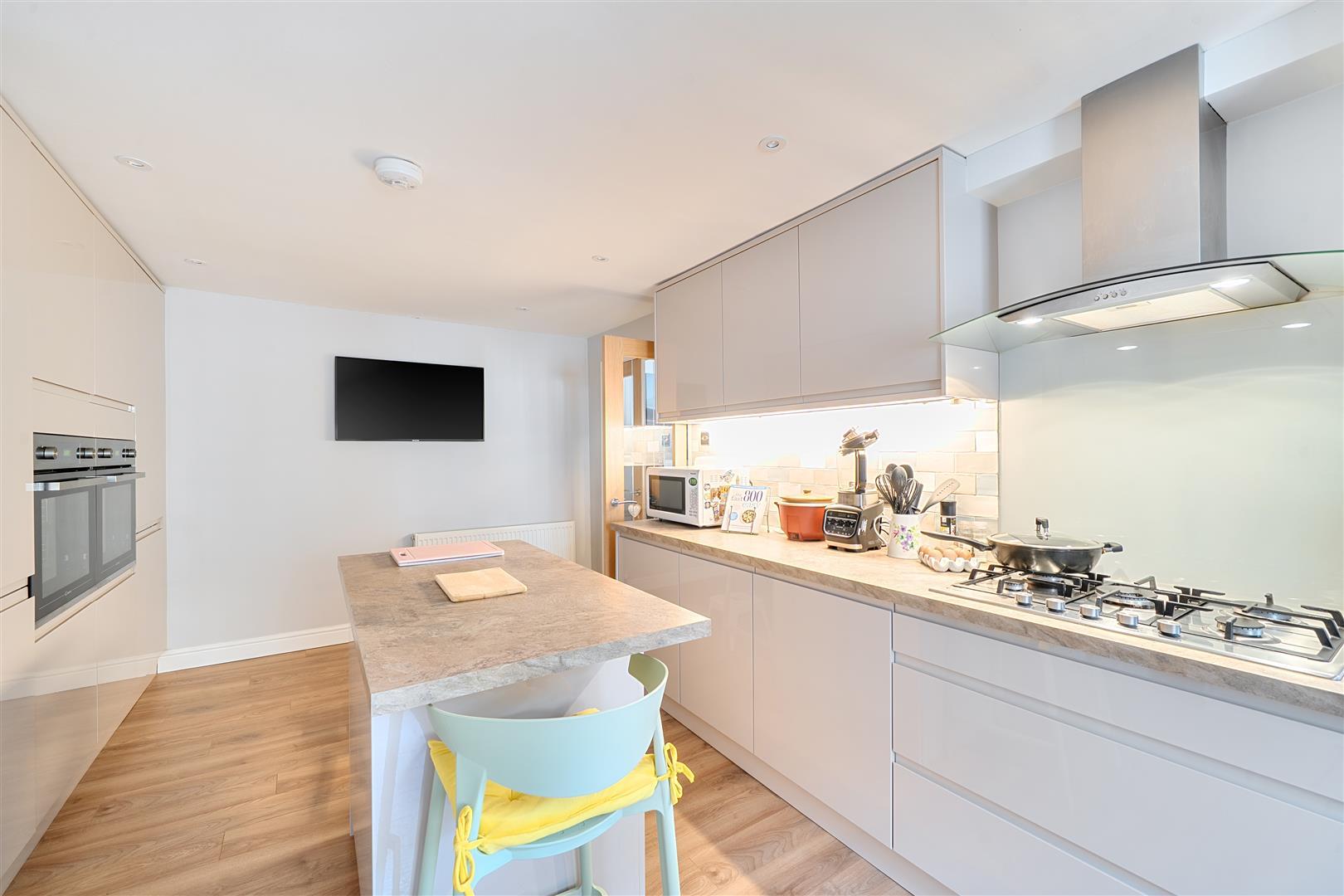 Property Image 916f3d88-7ef9-4852-9342-a9c777b10b5e