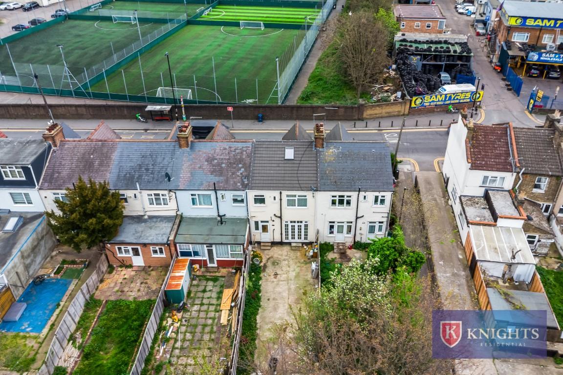 Property Image 917a758f-f076-4c7e-9c69-342ee3ccae99