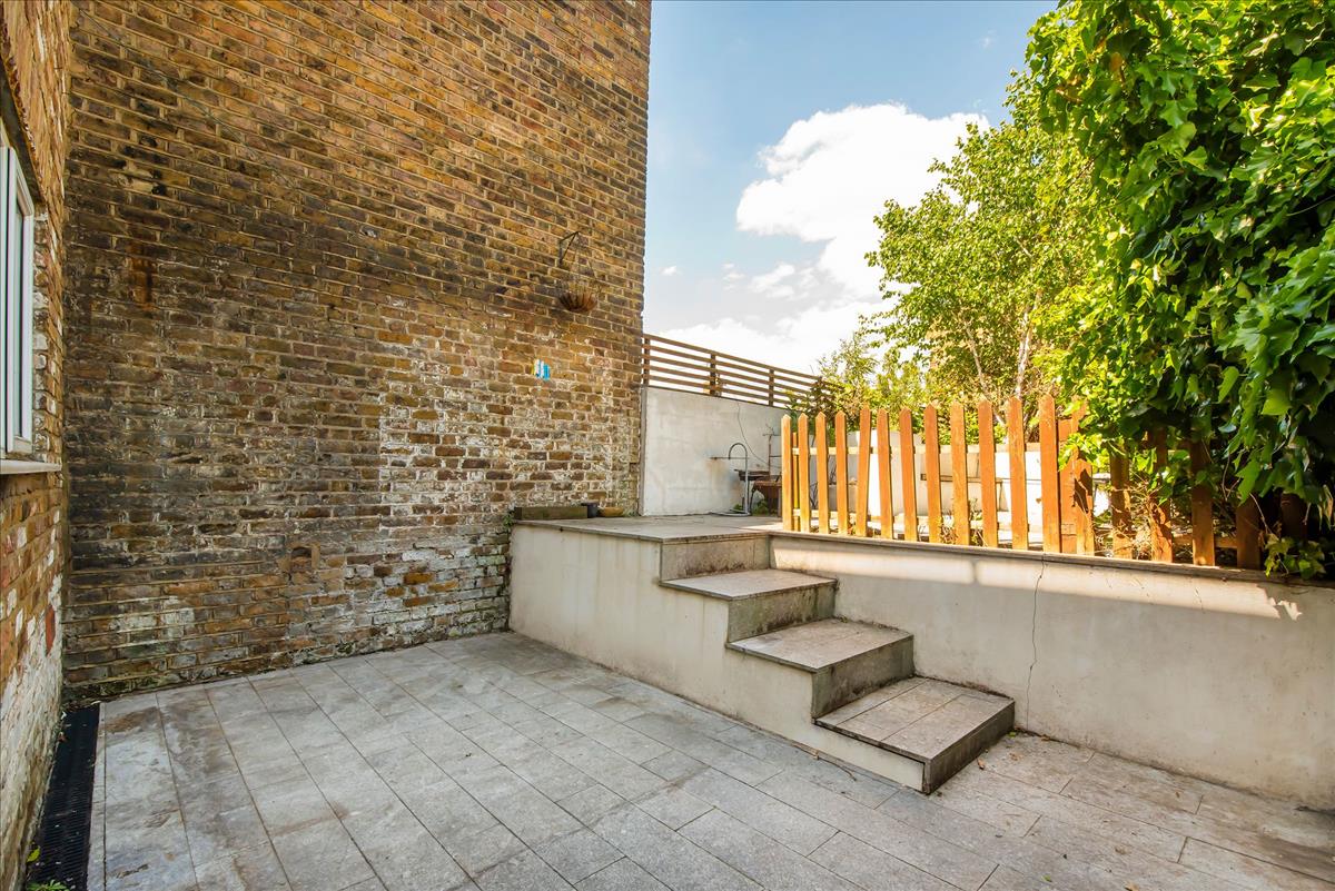 Property Image 917feca9-ae71-4740-bfcf-7f39a8a4559a