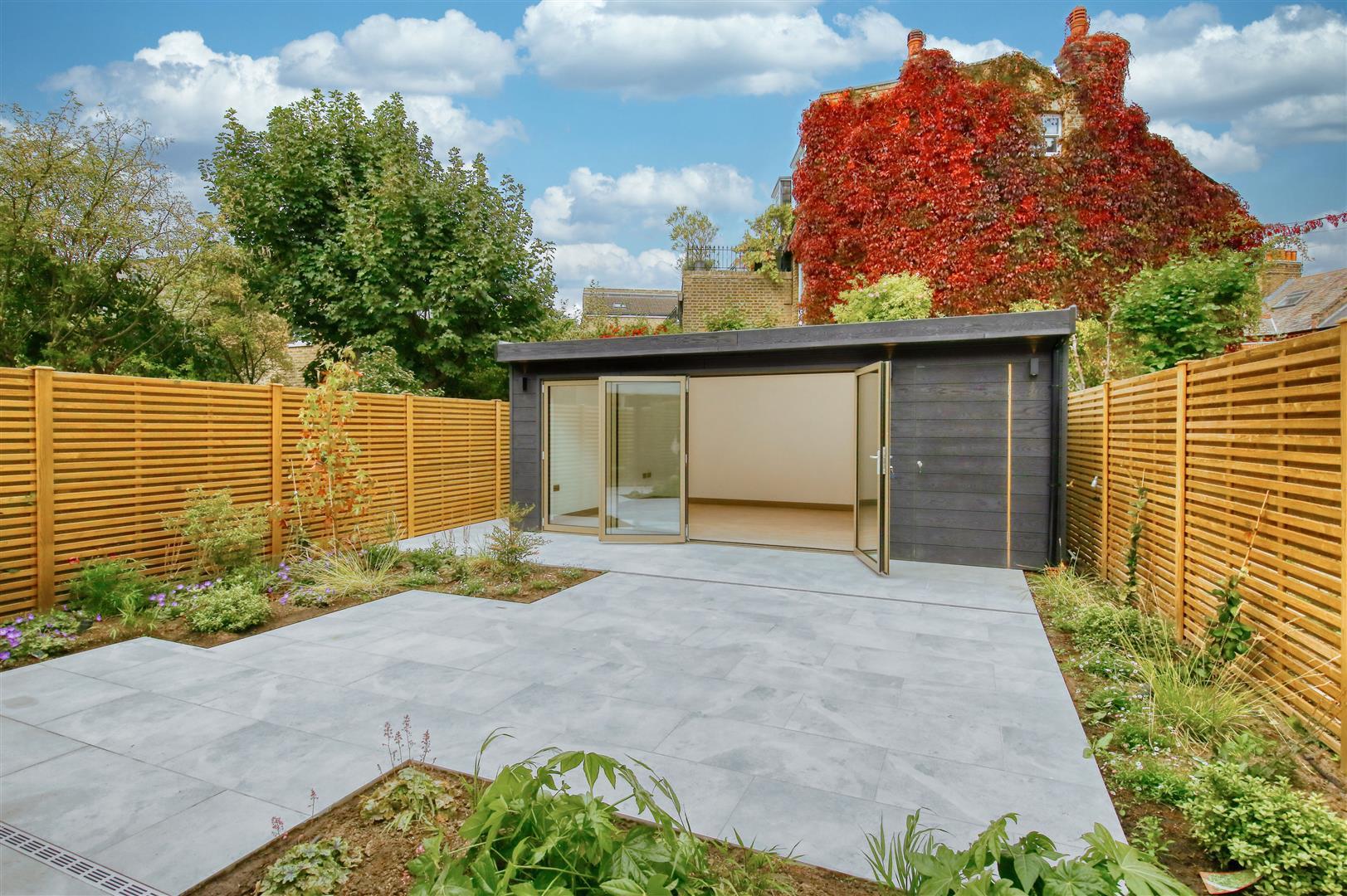 Property Image 91836660-632b-4b25-9e11-dda8a6a5eeb2