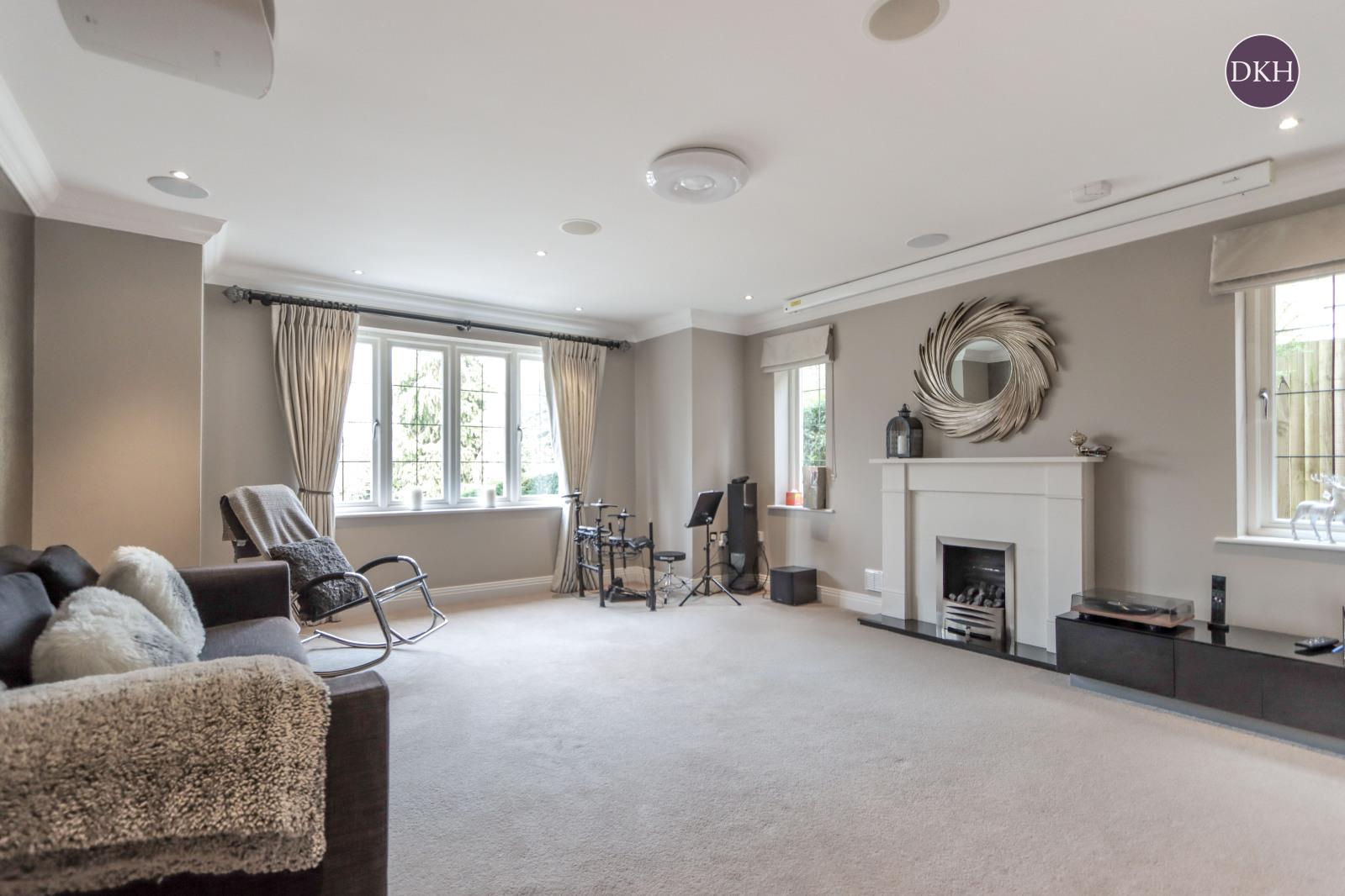Property Image 9187051e-99b4-4cf5-9654-73077a8b74cd