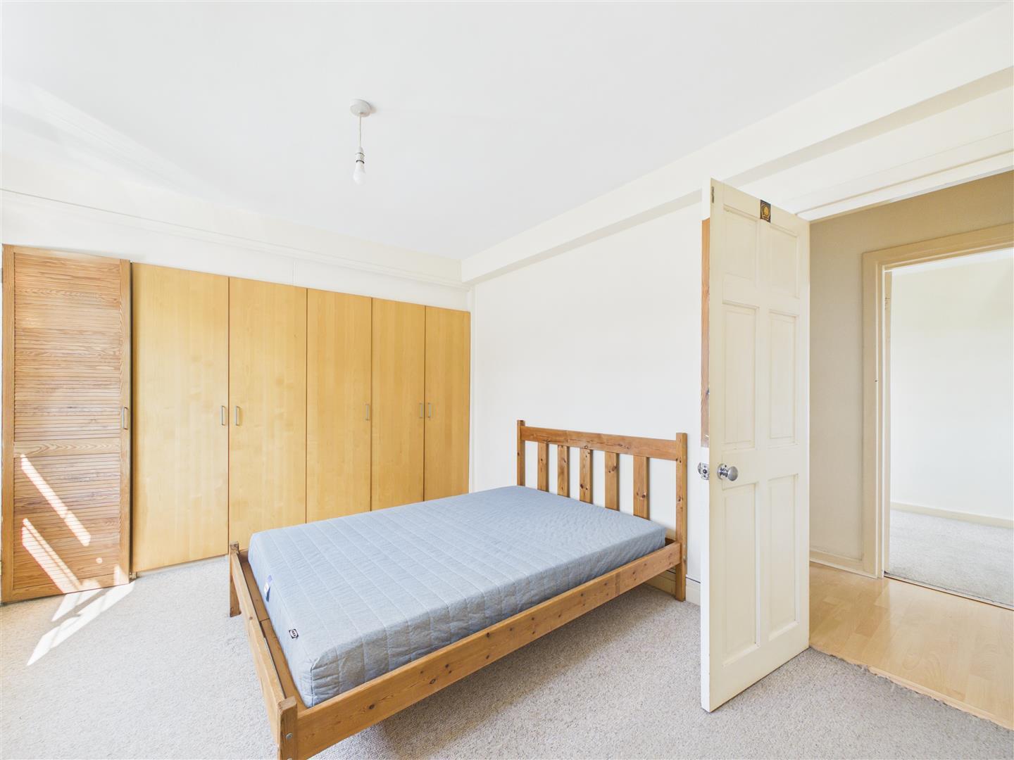 Property Image 919a275f-01fc-43b5-9e5b-e2a94c8cf889