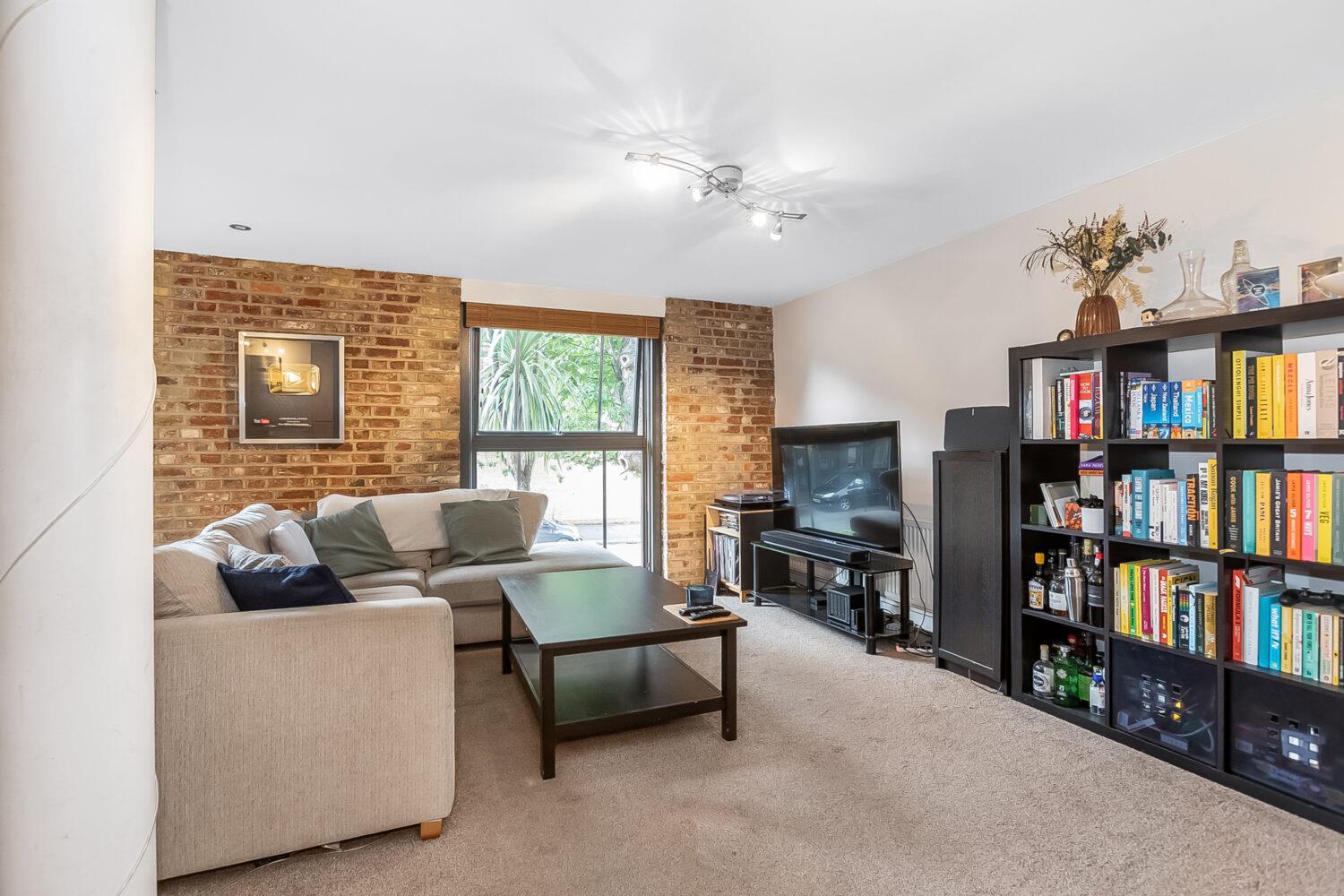 Property Image 91a69b4f-f4c7-4222-81a3-a4421c7a45e2