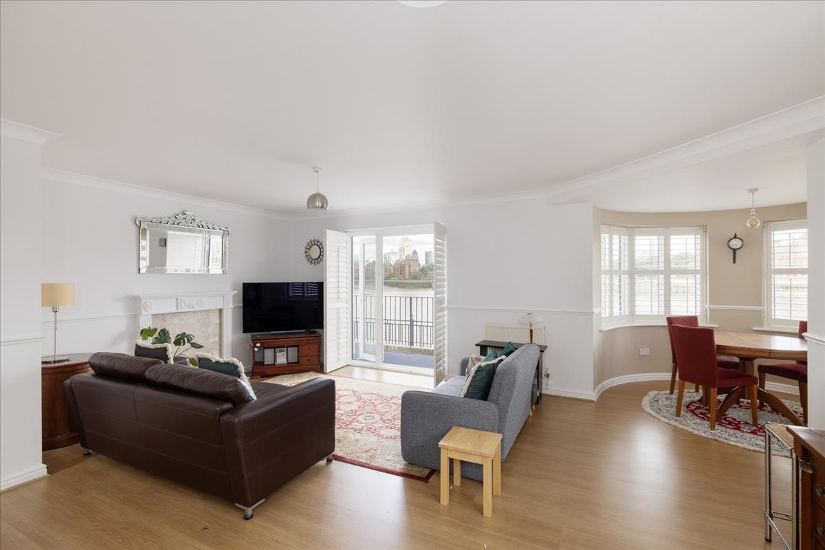 Property Image 91b3b903-3872-4477-b77e-dd1edd69c928