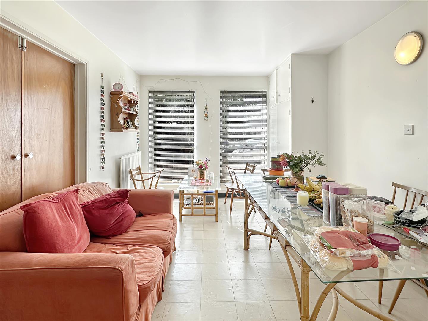 Property Image 91b5f09e-f578-4673-a23f-c1f40ceba140