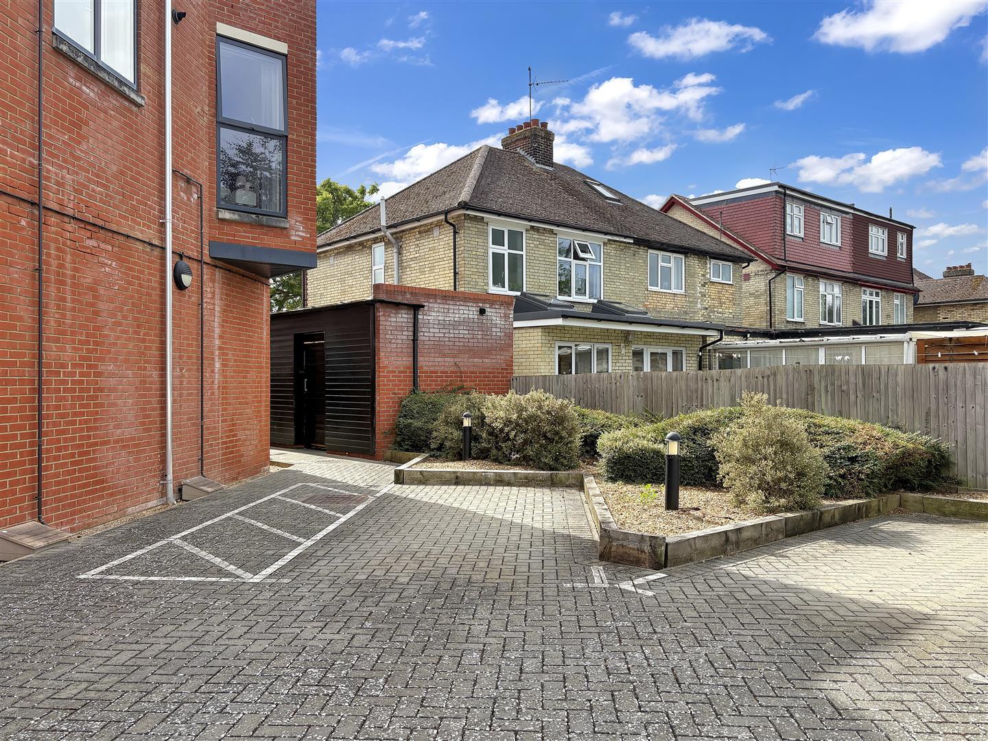 Property Image 91bd7100-76de-4b7c-affd-7158fe2f7d43