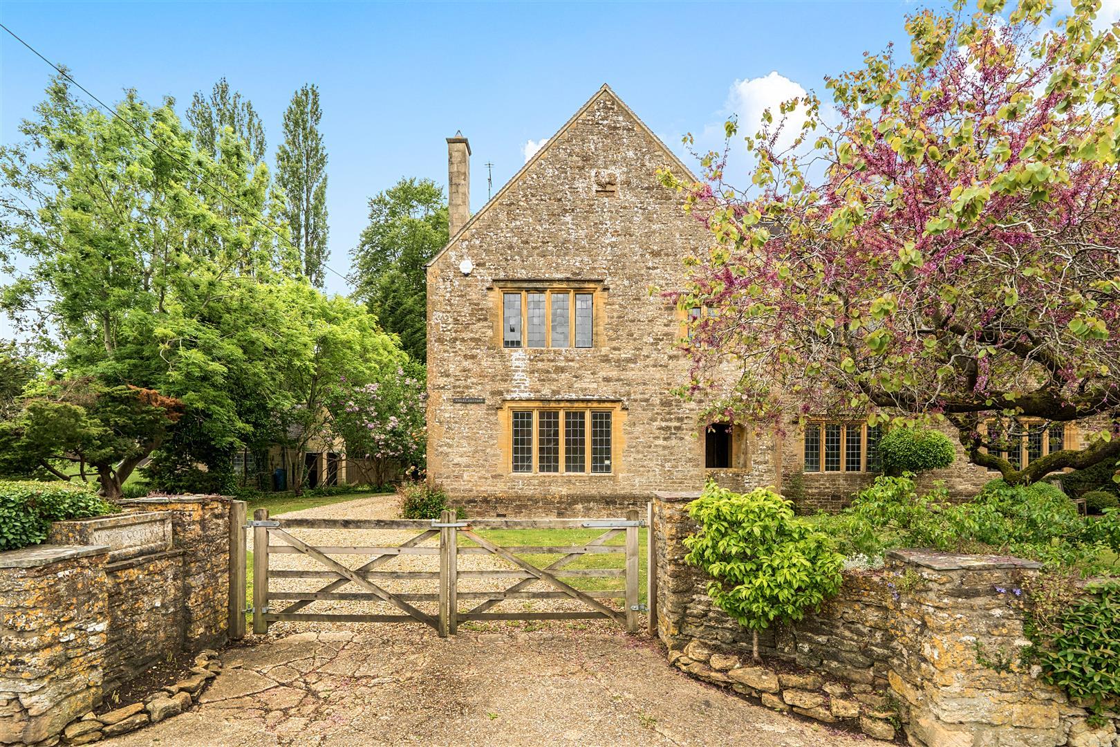 Property Image 91c961d8-054c-4d3a-add2-b441b35885fb