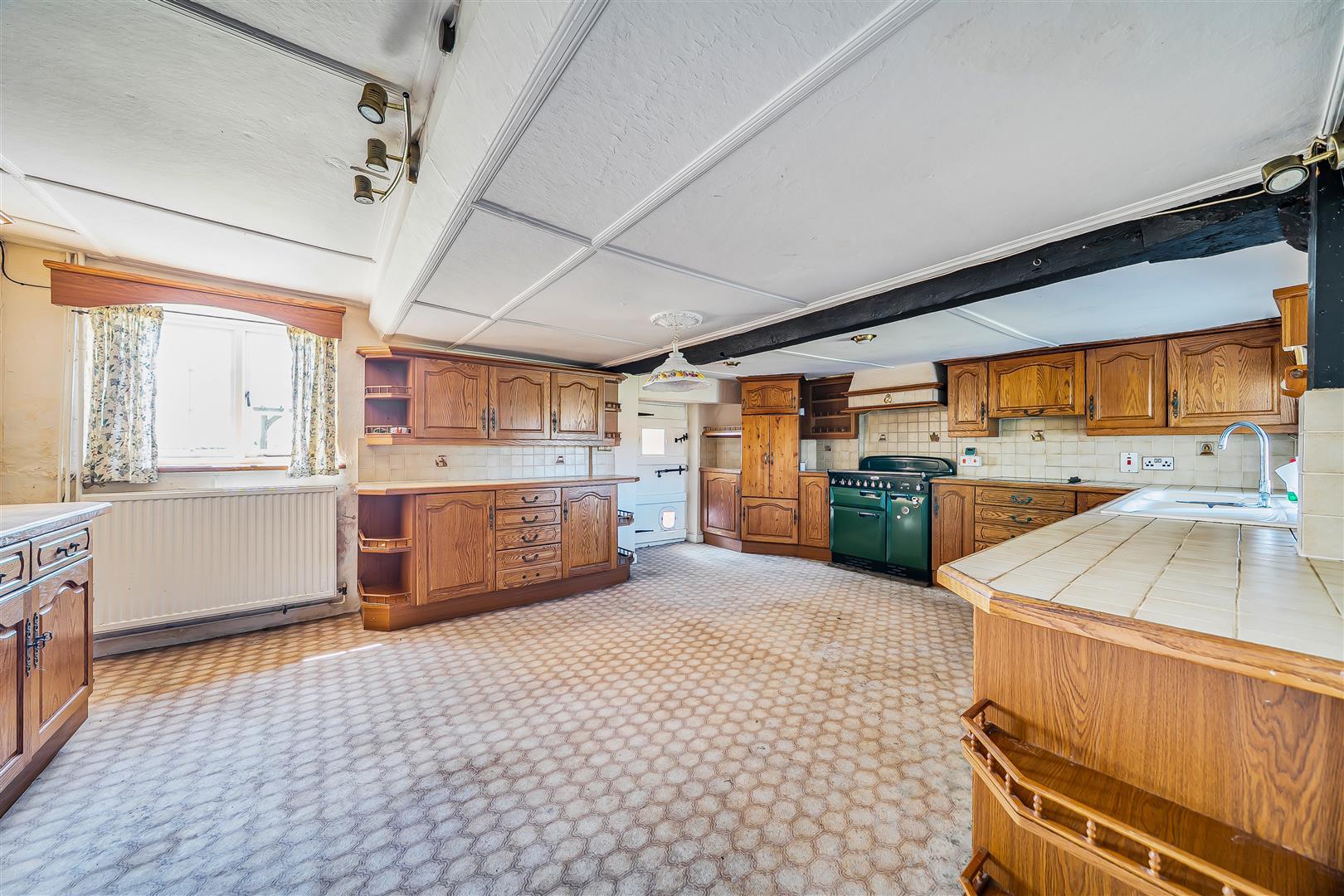 Property Image 91ca190d-7cfb-4743-89e7-1cdcfc8f1872