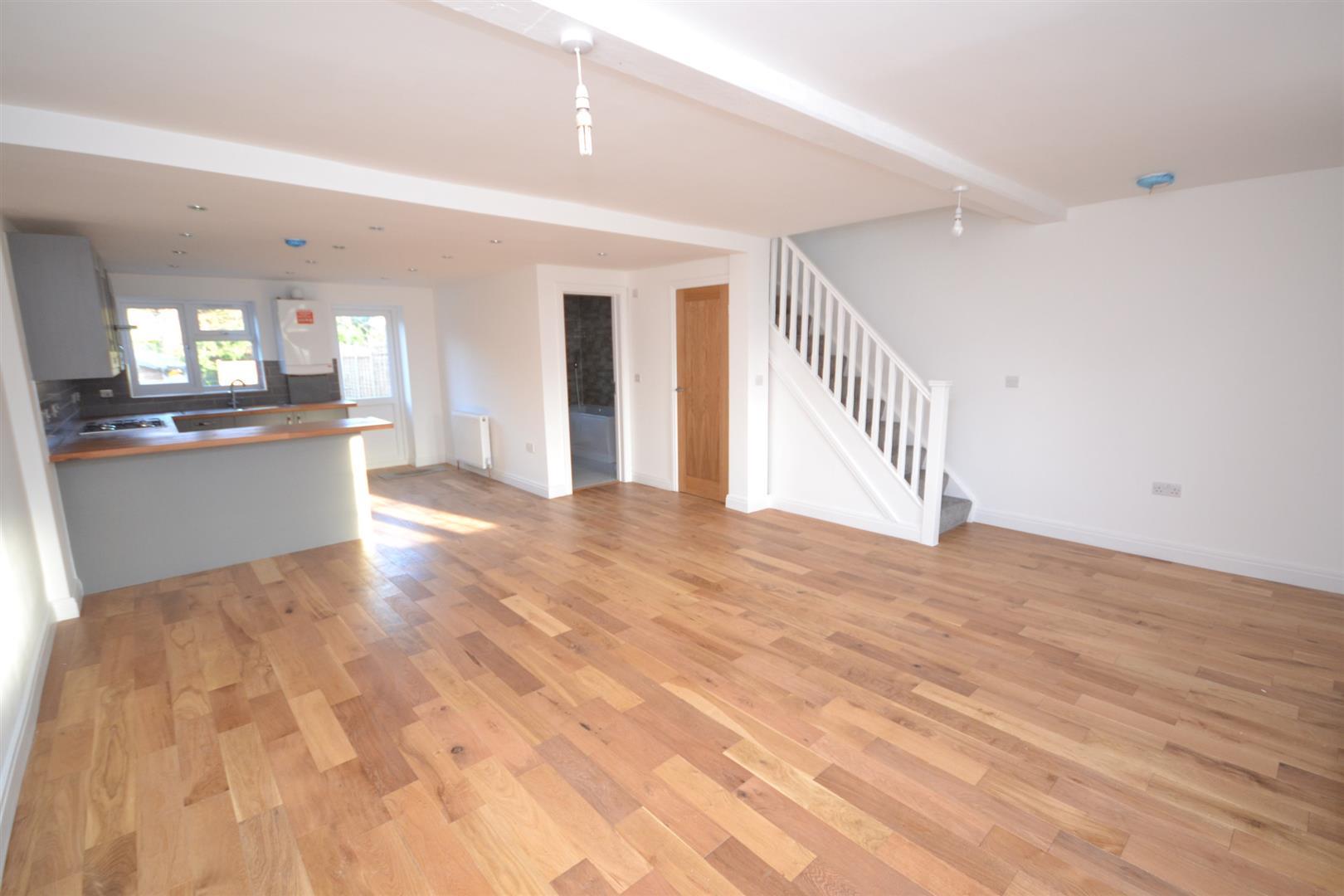 Property Image 91cbf7be-42c3-41af-b589-2a6647580c62