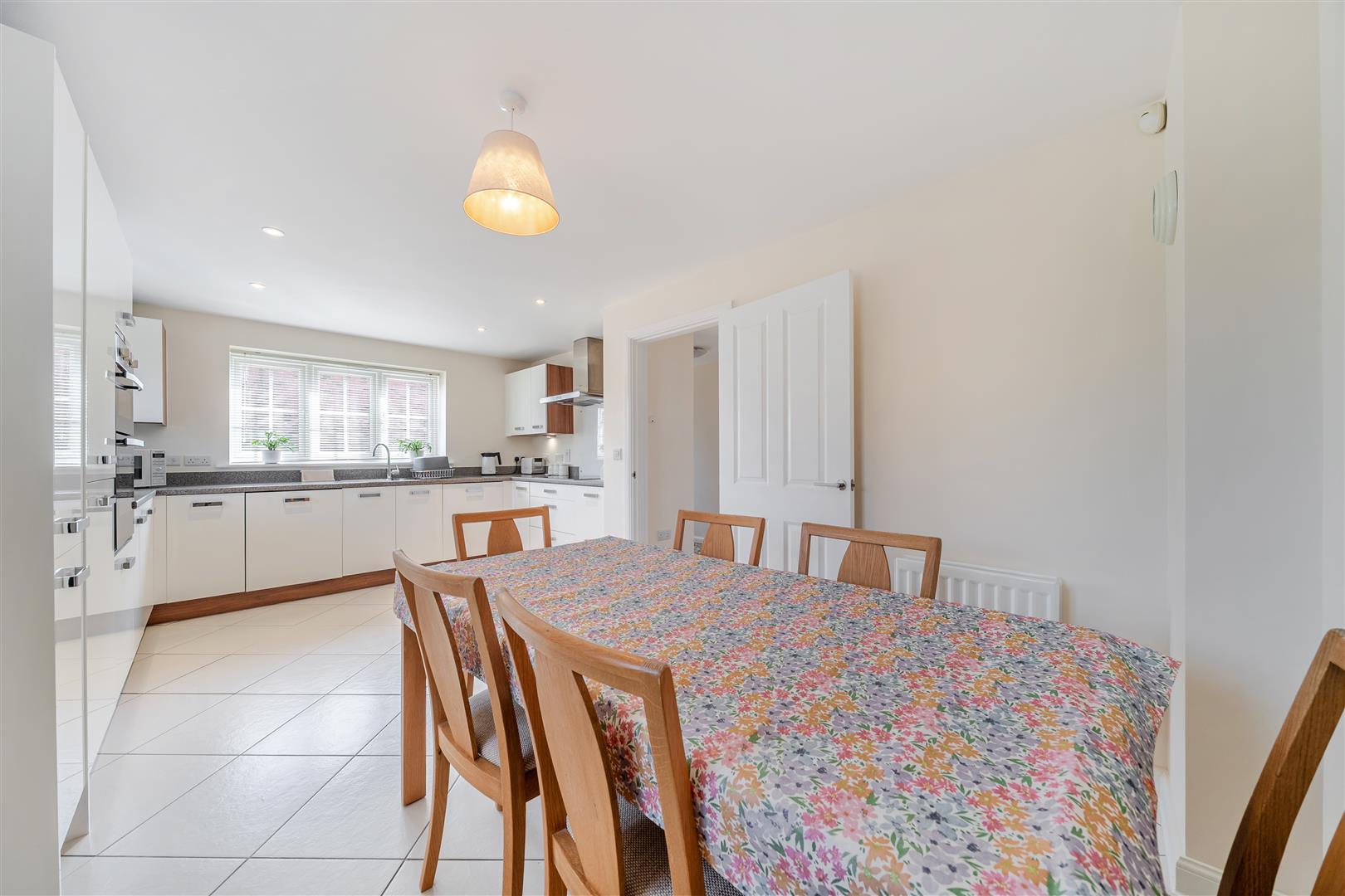 Property Image 91ccc665-5bca-471e-af04-44a0f90ad422