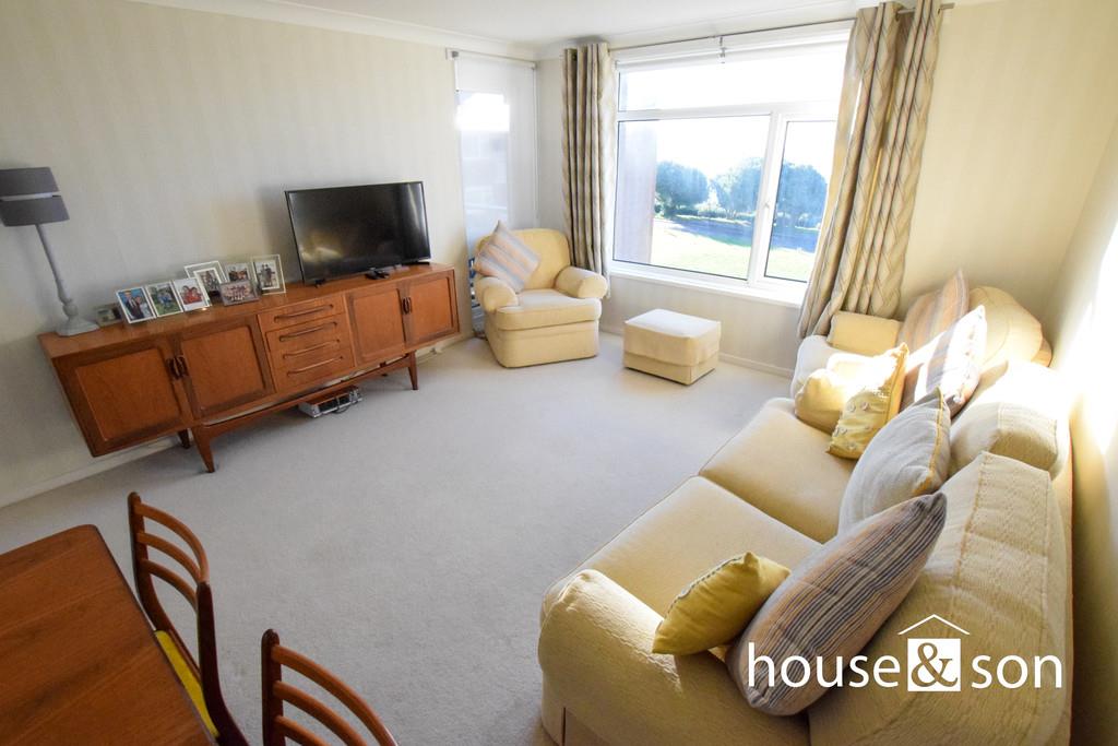 Property Image 91cf8d2d-d44d-43d5-b4e8-210ec41f4aca