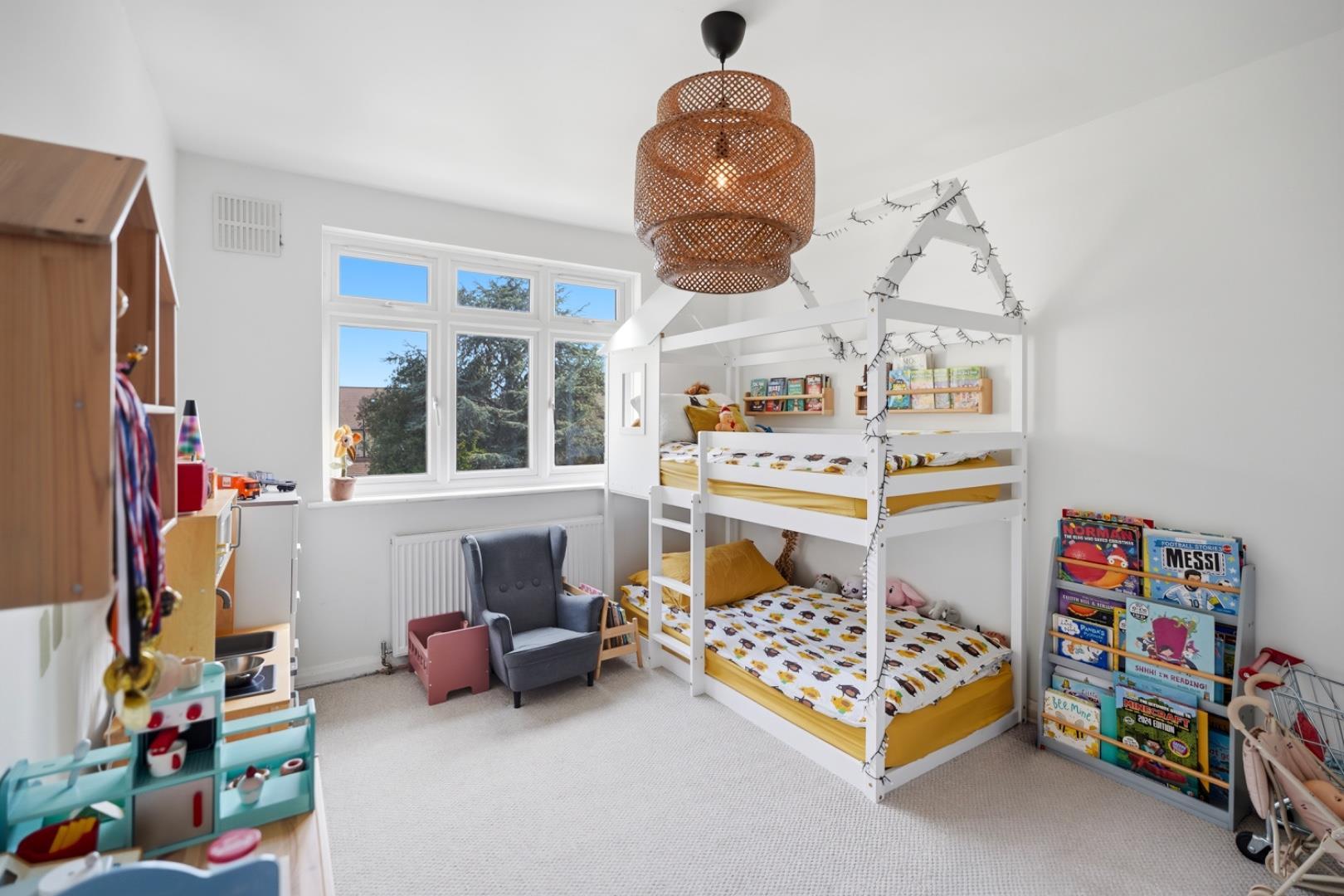 Property Image 91d2a837-8bbb-41c3-8767-da3d41860f2c