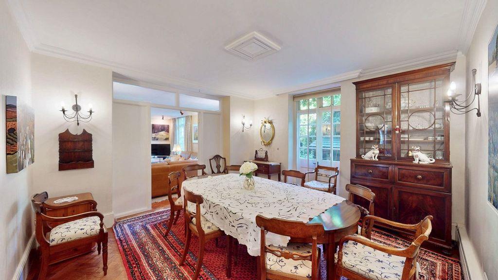 Property Image 91da63e6-ed4c-4eaa-adf9-4659e3c6118e