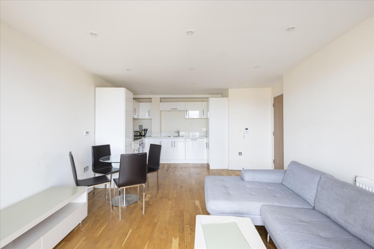 Property Image 91f9a153-b09a-448c-804b-990f888adf04