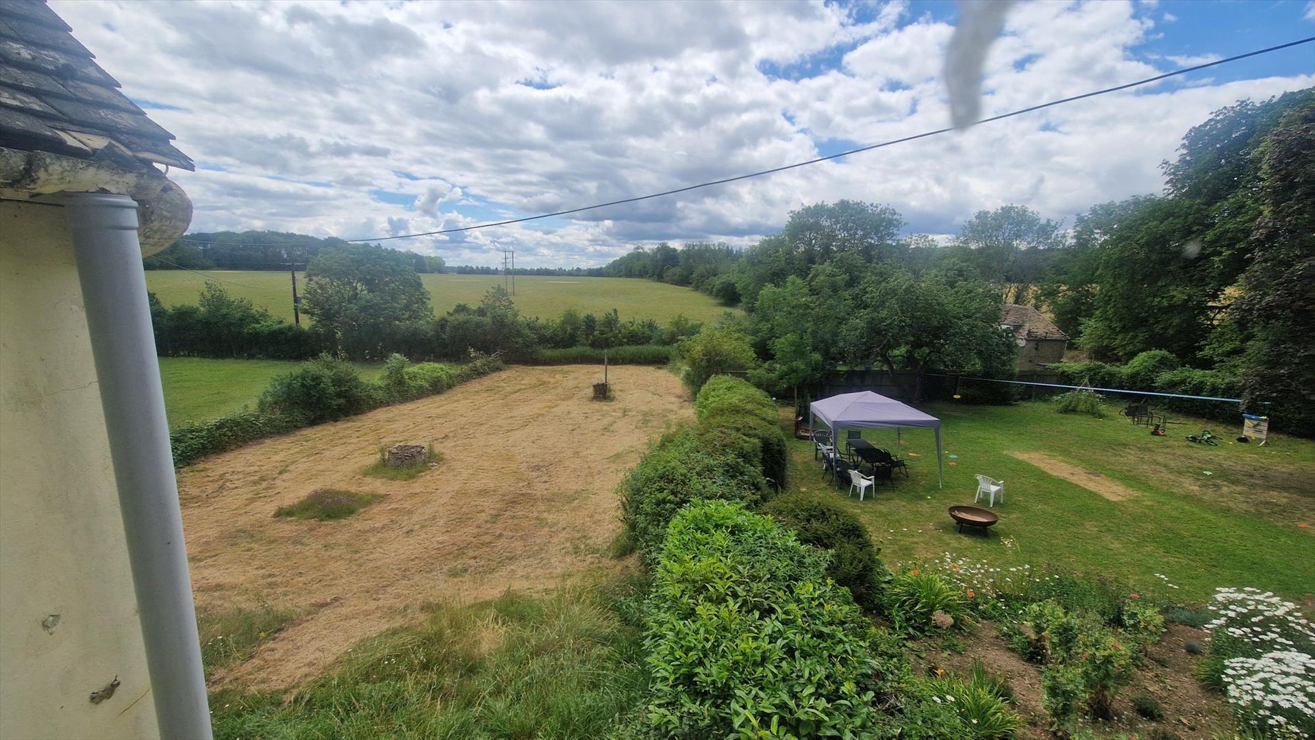 Property Image 92014ecb-fc31-4e80-8098-6b4d0af6fe5b