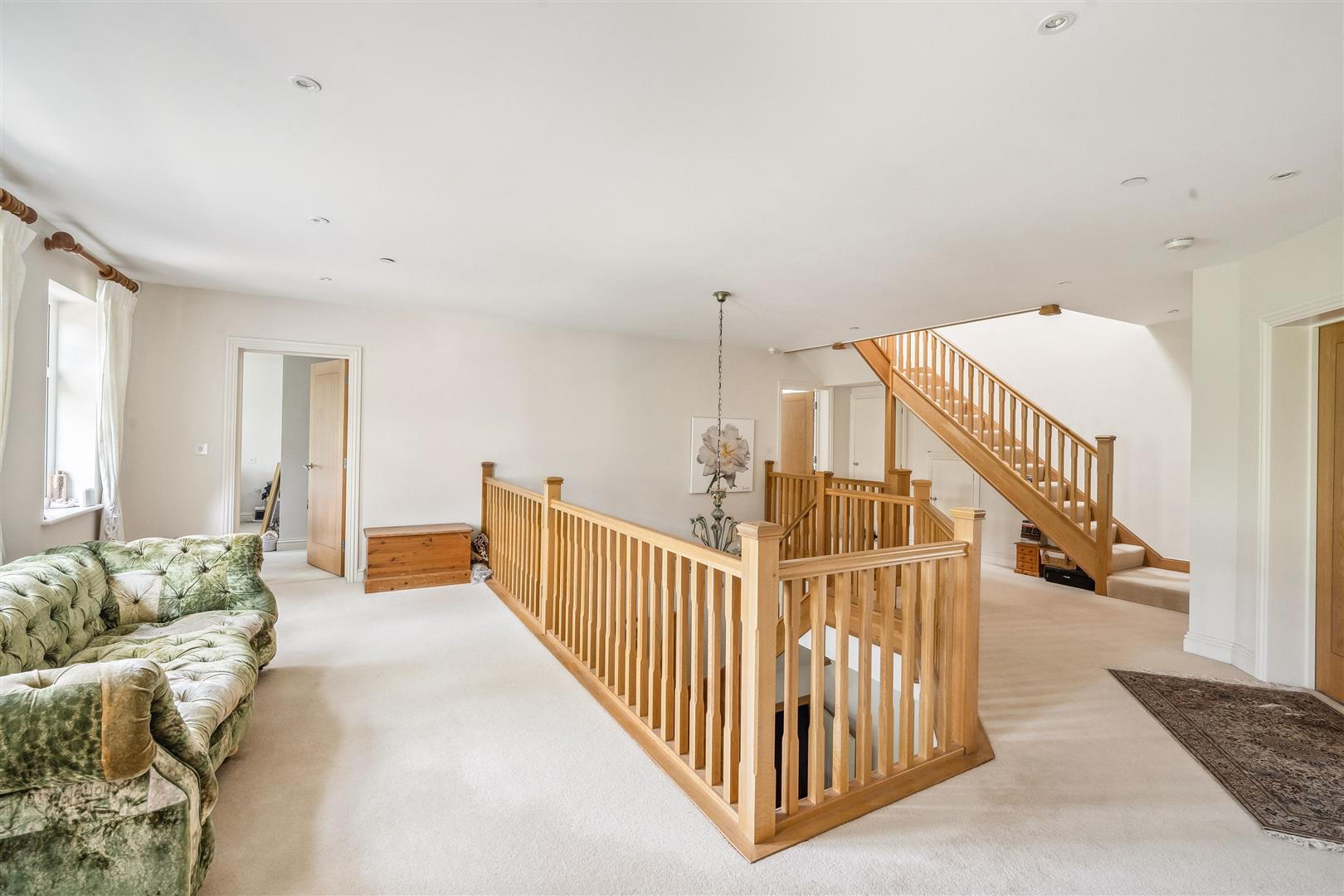 Property Image 920e4409-1243-4c1c-8e0a-3e3b4b4a9bca