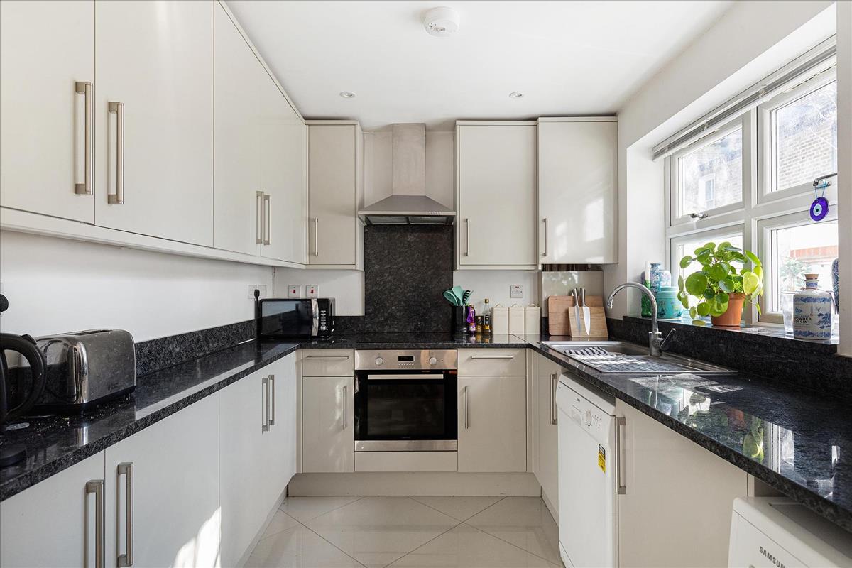 Property Image 920fb991-37cd-4e03-8c85-c7cc65d6fdb6