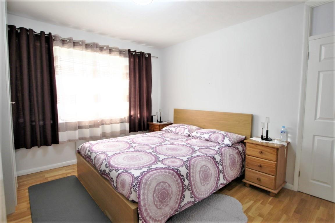 Property Image 921881a0-a7f7-40f5-9dc4-635ec150e4f6