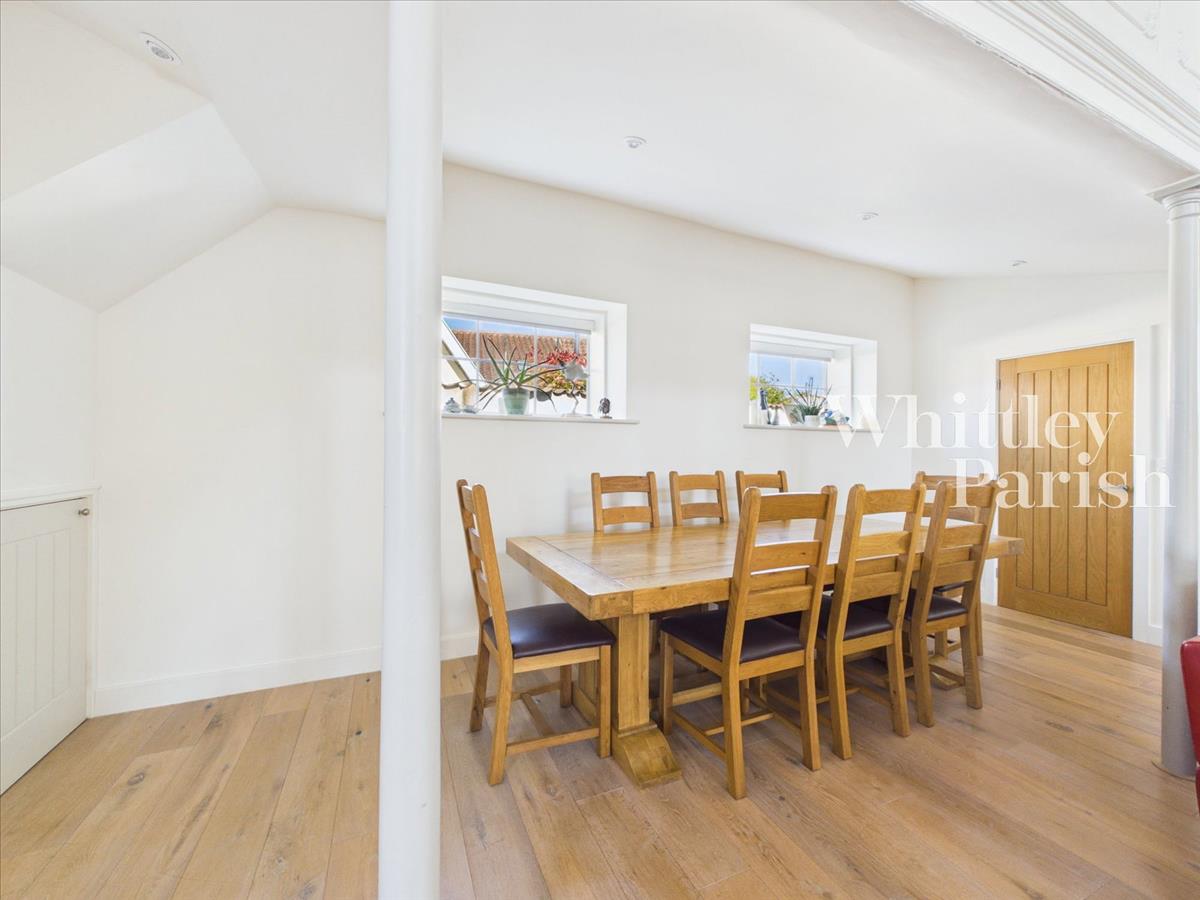Property Image 921aef76-1d63-4213-b414-6fa091b78fba