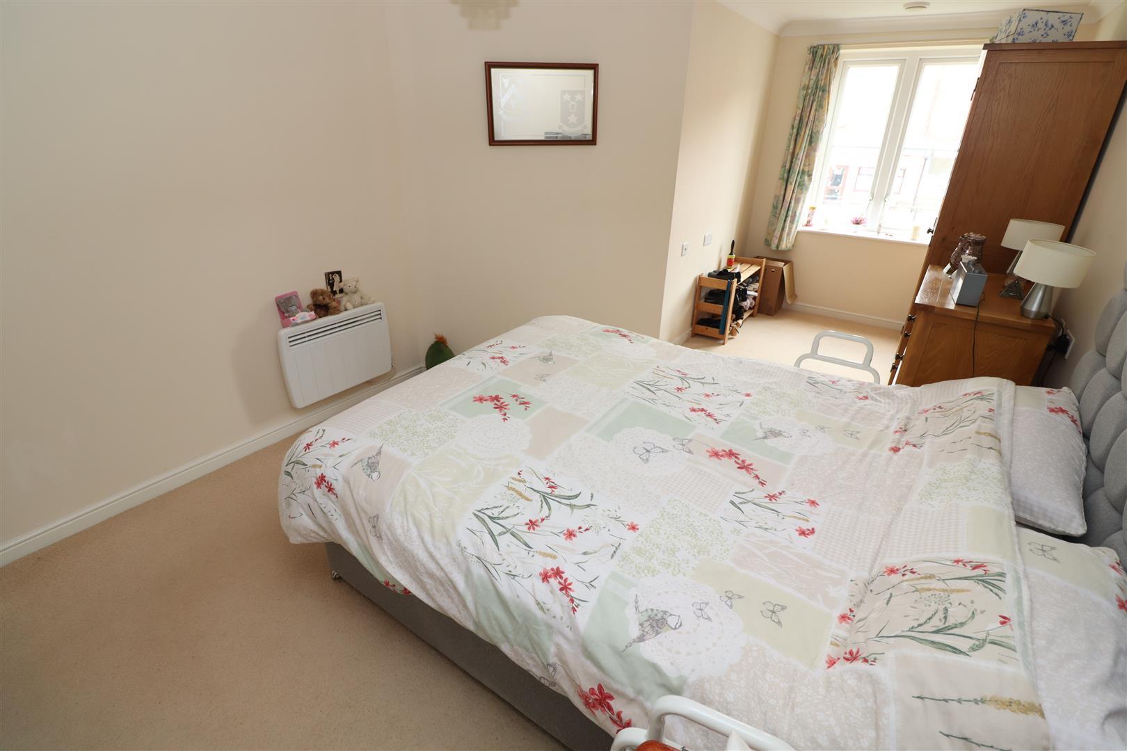 Property Image 92211fef-30a6-4916-aa86-cbb3bc4bd9a9
