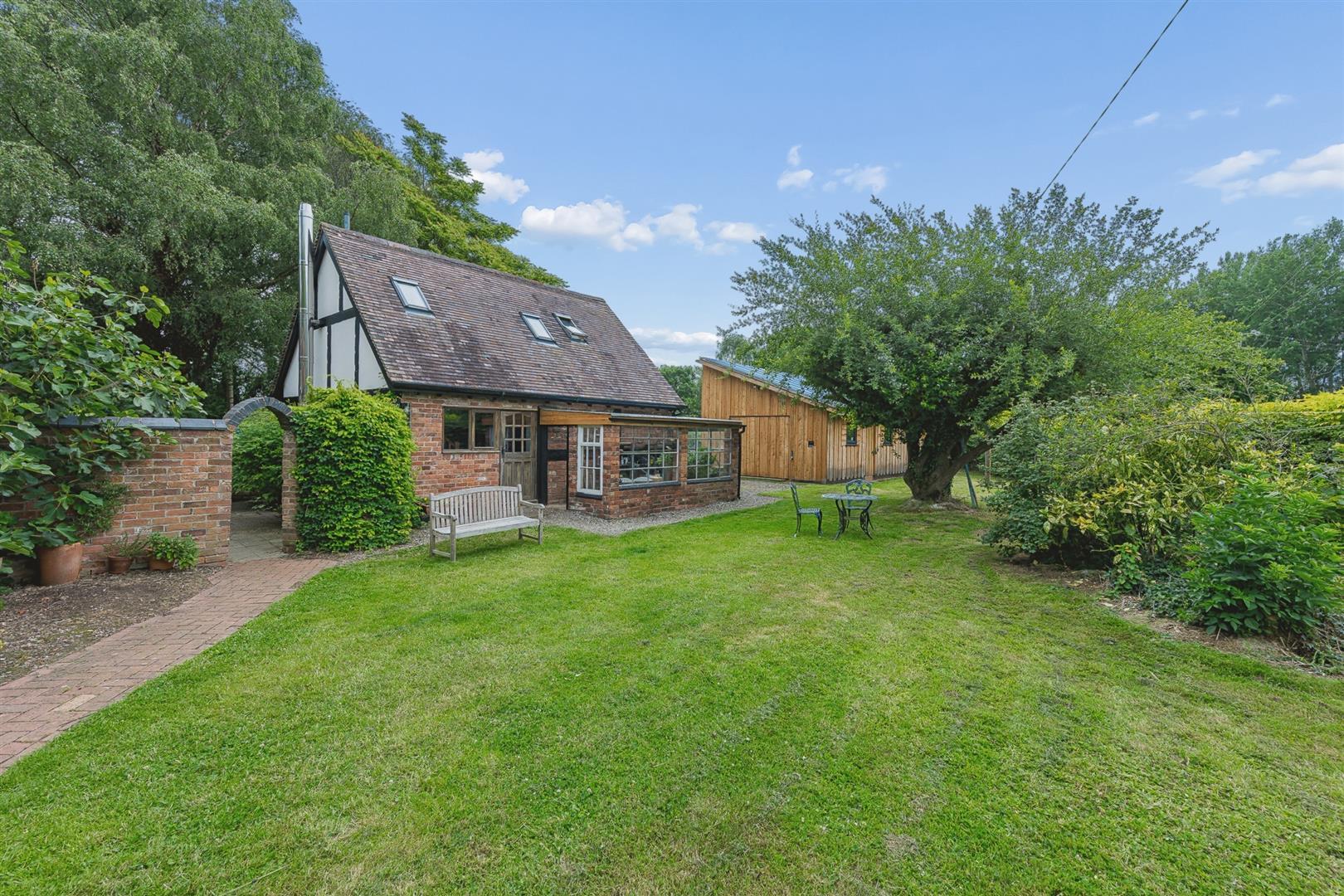Property Image 922eb2d1-363d-4bf1-b2c2-99e6a695acd4
