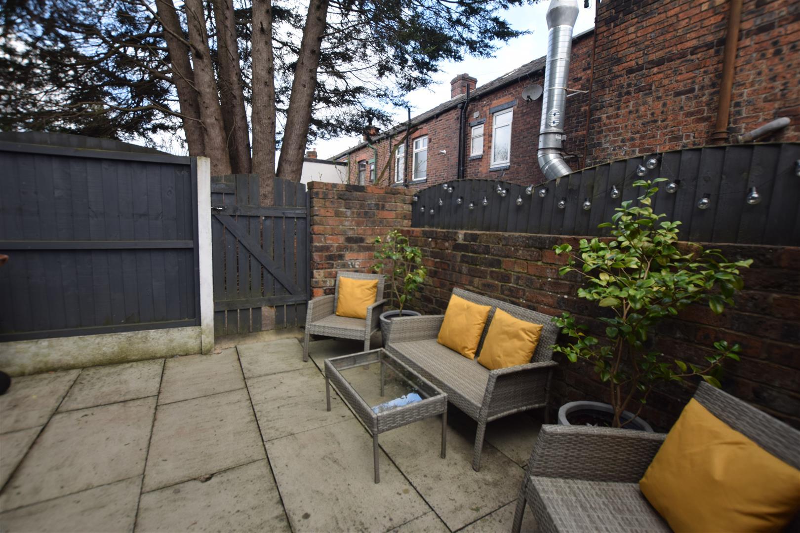 Property Image 9244ee7d-ebdb-47bb-be75-52e6e9ede33d