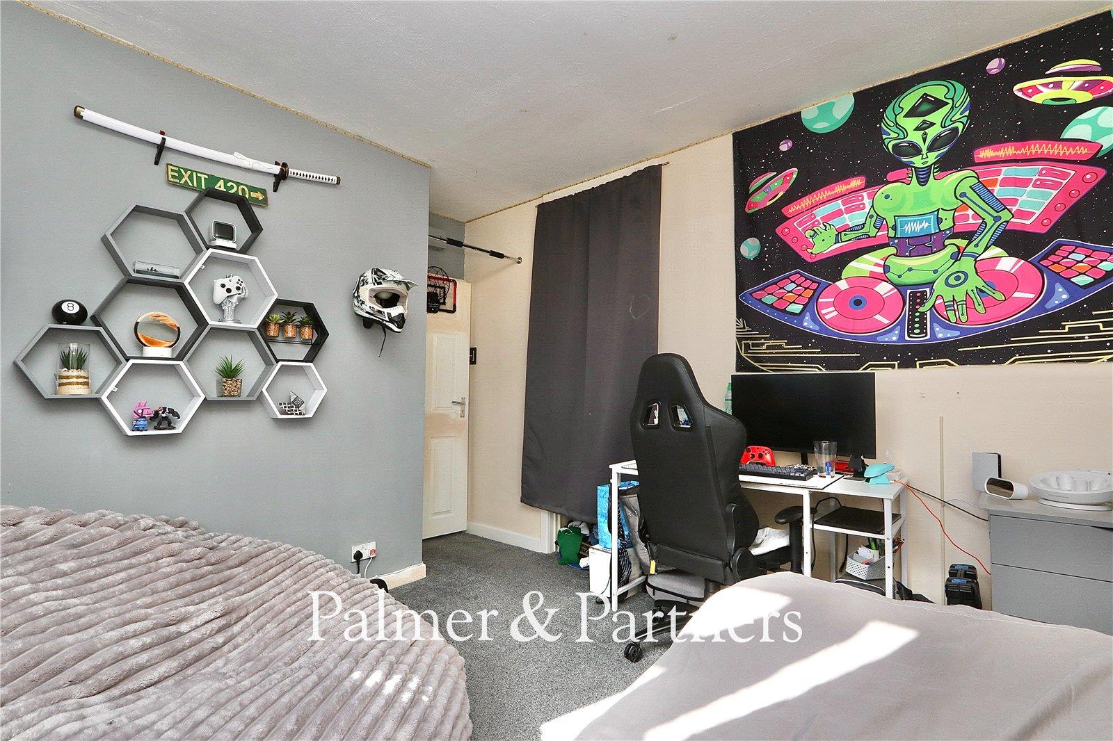 Property Image 924c8586-1ff2-40b9-ab0e-cba32ea0b82f