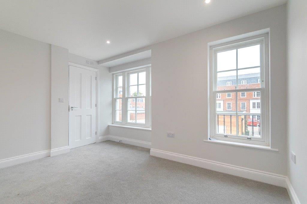 Property Image 924e2bbf-1d93-4eff-aa7a-d01d1a33f8ec