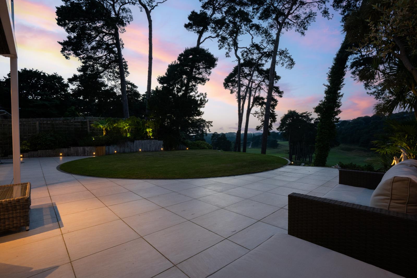 Property Image 92500c8b-cf88-46d1-aca2-82dc902cdc18