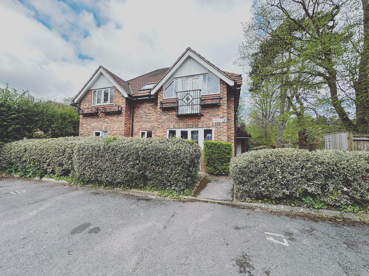 Property Image 92599063-3e30-49c6-8fcc-ce9079a33045