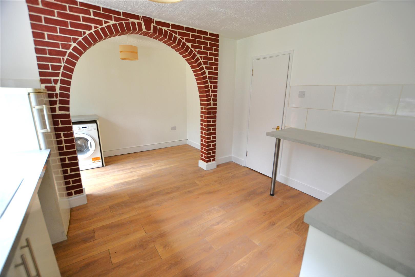 Property Image 925aa9ad-8e01-427e-9e2c-61aae1dbd530