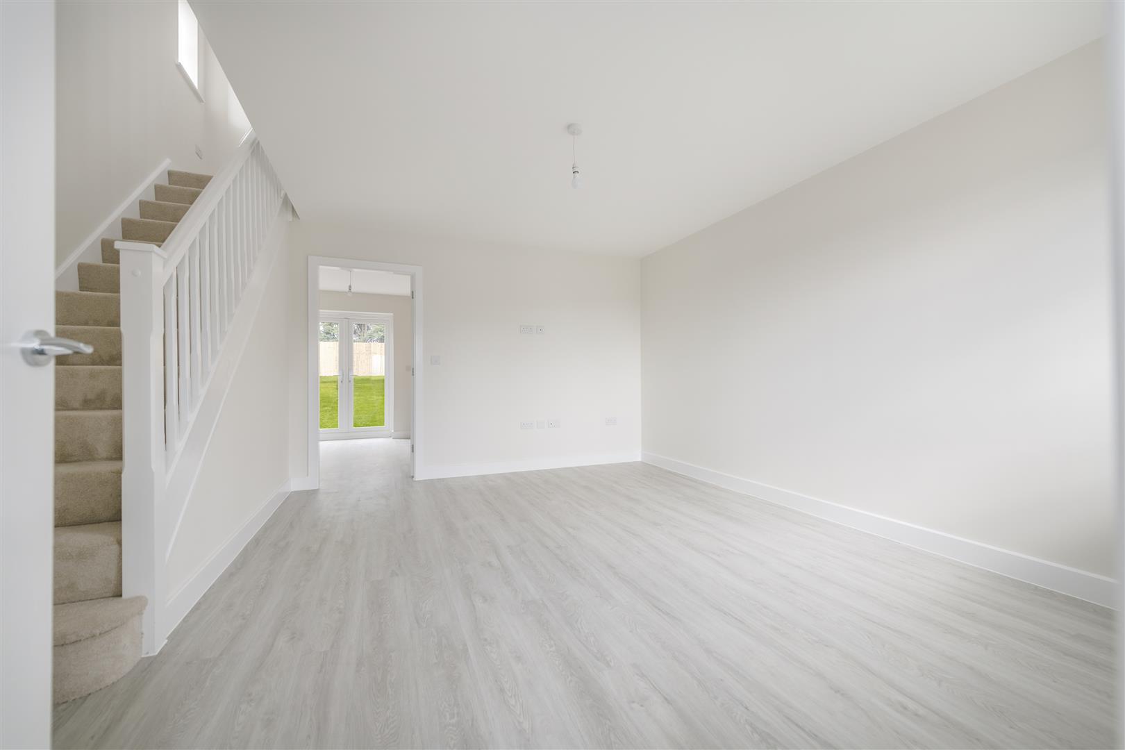 Property Image 925faed3-f2ba-470e-871b-338c280fc55a