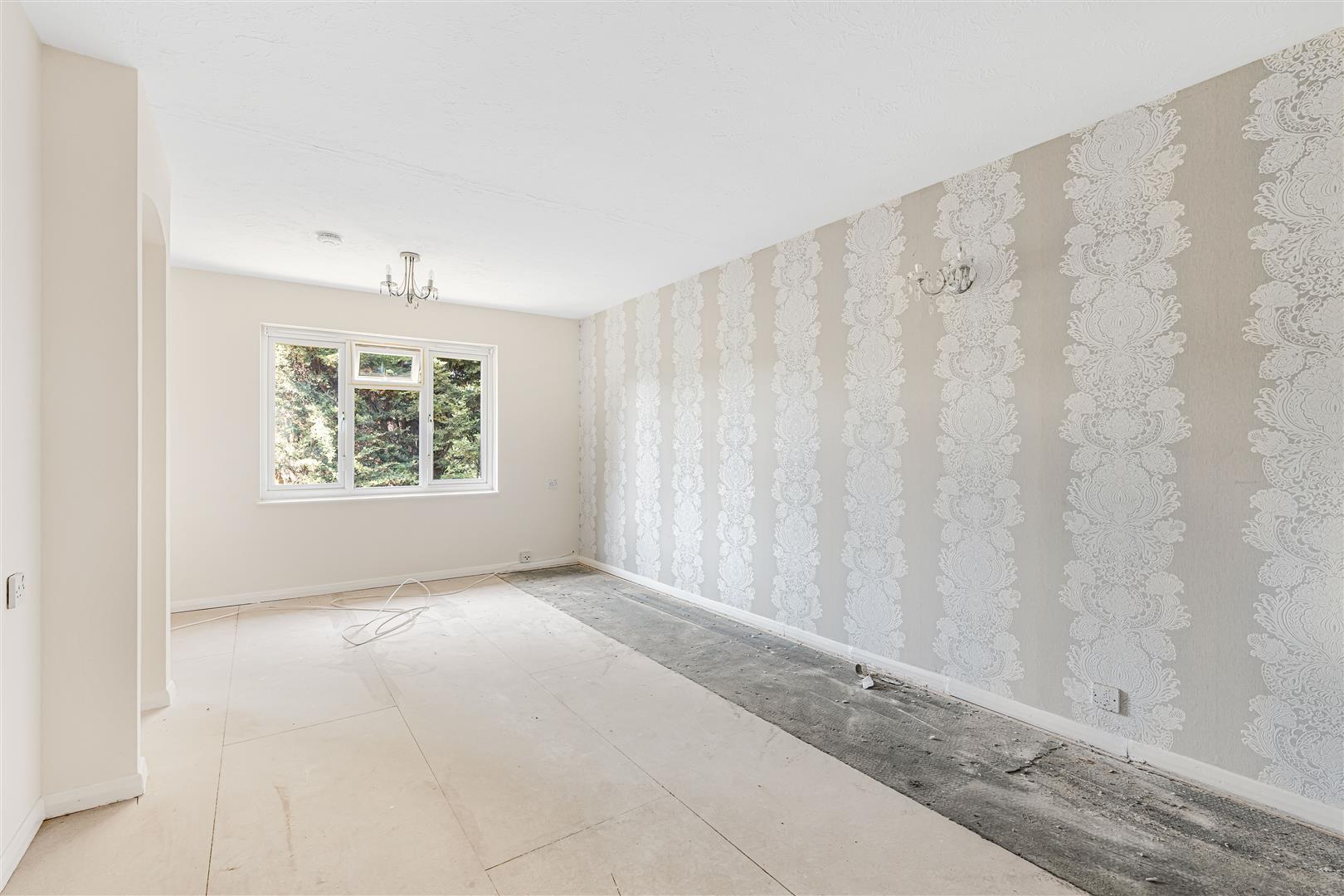 Property Image 9268c718-2b54-4f0b-8e68-04f33be6034c