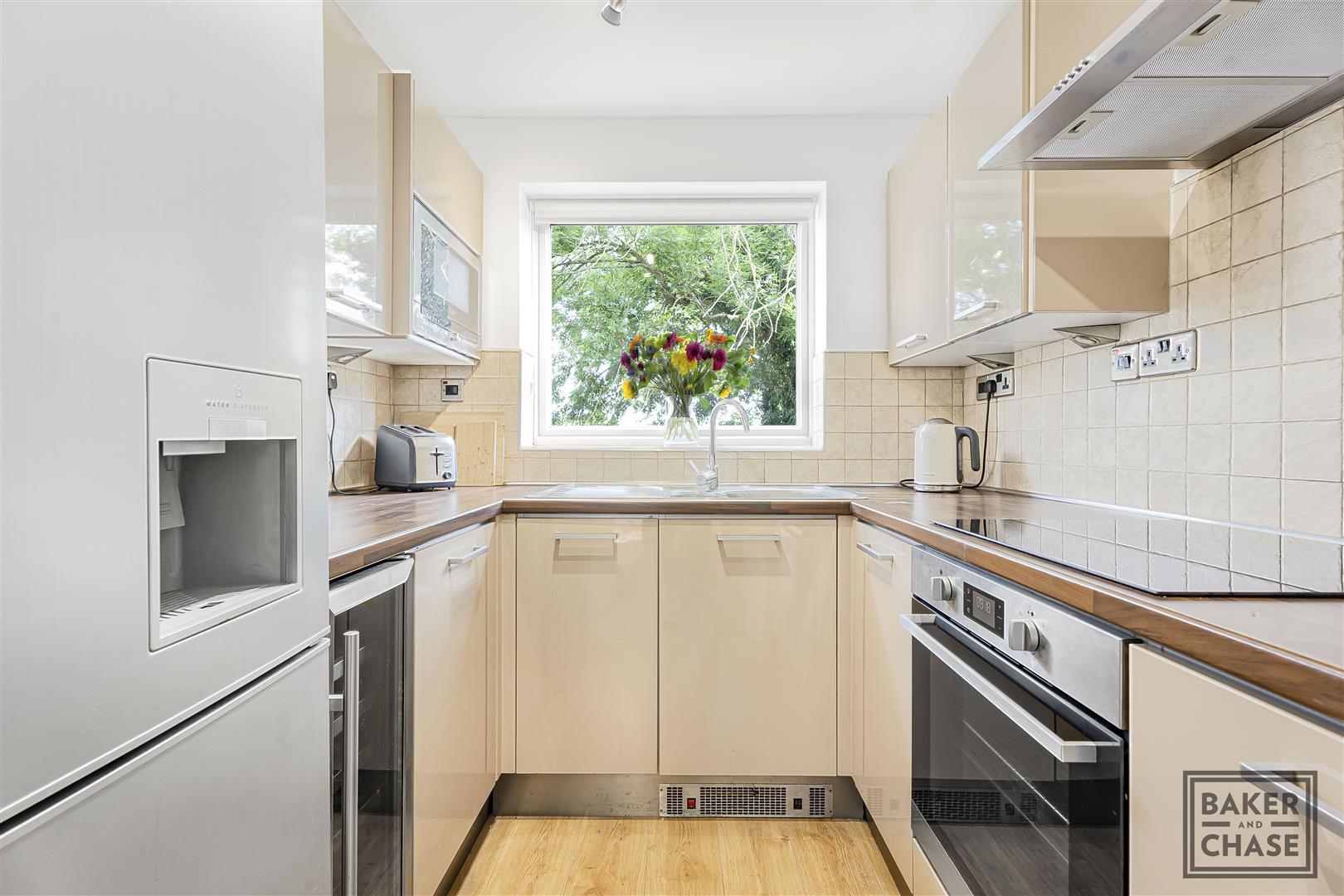 Property Image 926c30f8-fbeb-4214-ba84-92b712b1c01b