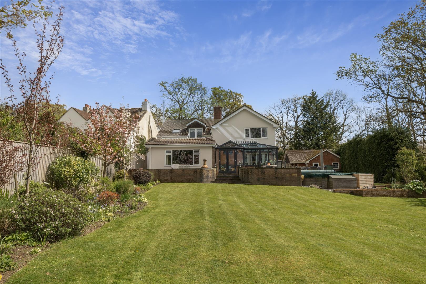 Property Image 9276b688-6aa8-4308-98d8-b5f88111a58e