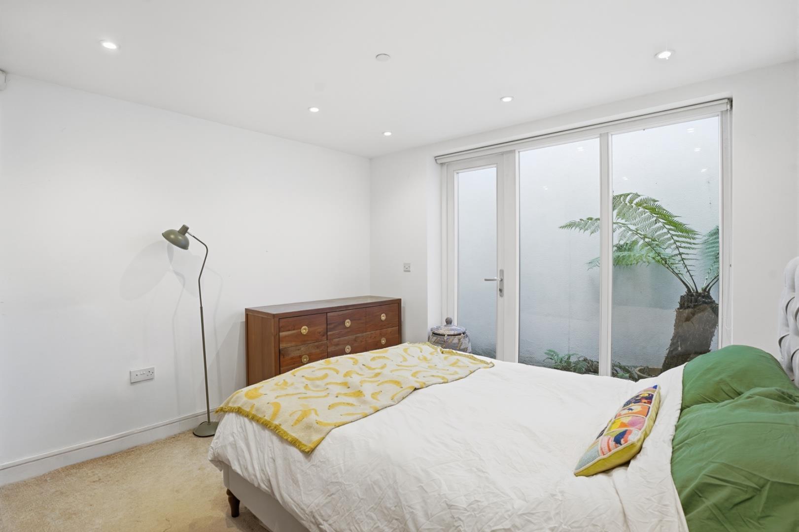 Property Image 9280dc1a-2b58-4812-91d5-0acb7d3047ec