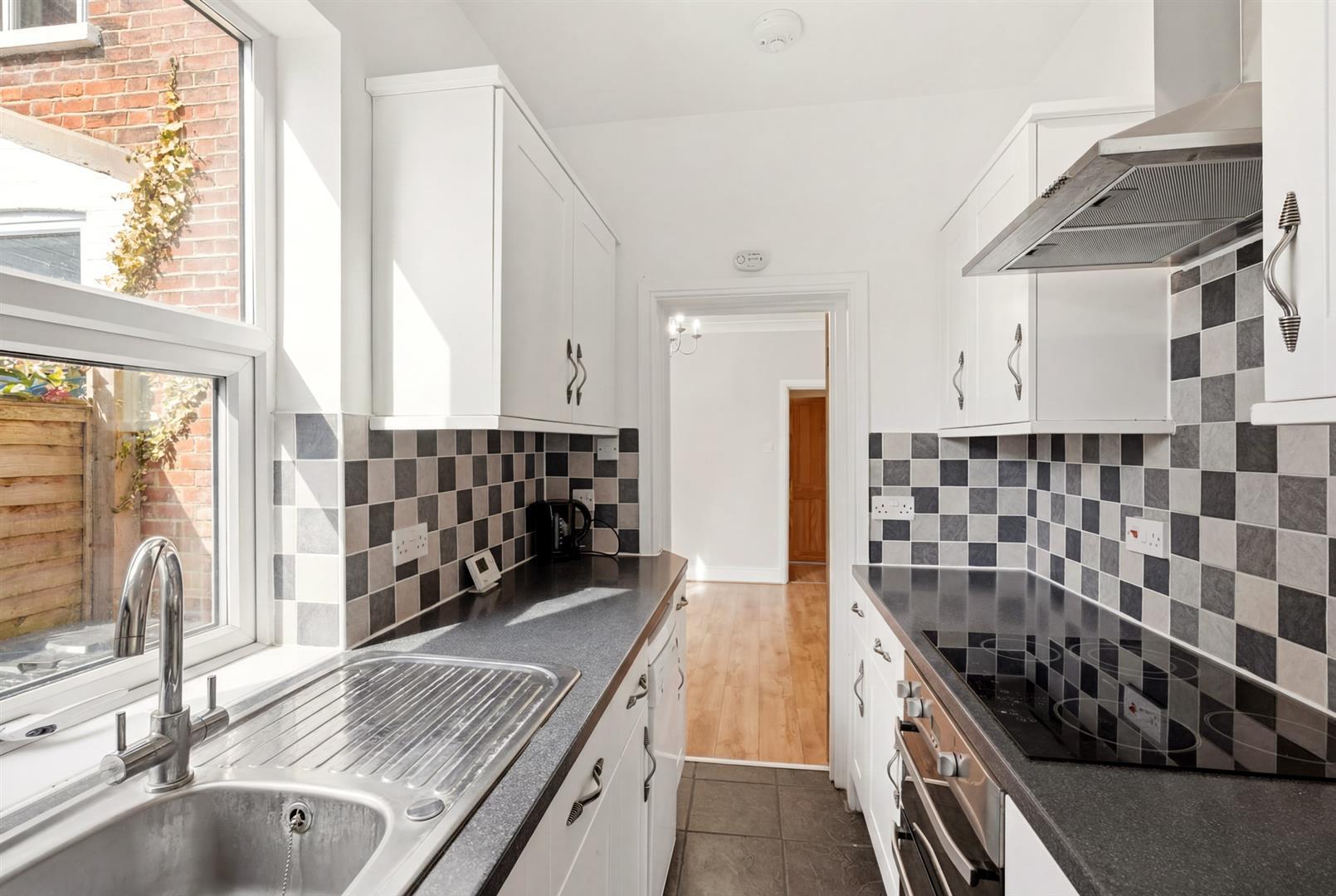 Property Image 928a96d6-d3d4-4730-aeb8-f73b4d8c3971