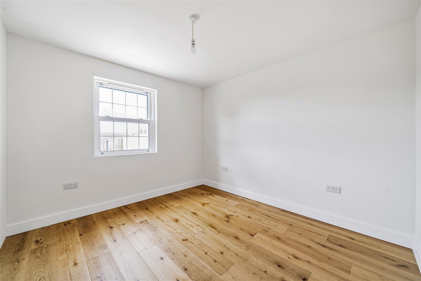 Property Image 928d7535-7af4-405e-9cb0-e5e0569df6ea