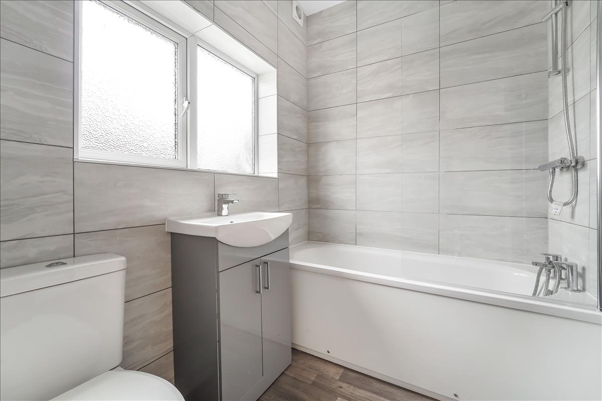 Property Image 928f3cbb-bc3e-4a71-a2d1-25688596d9d9