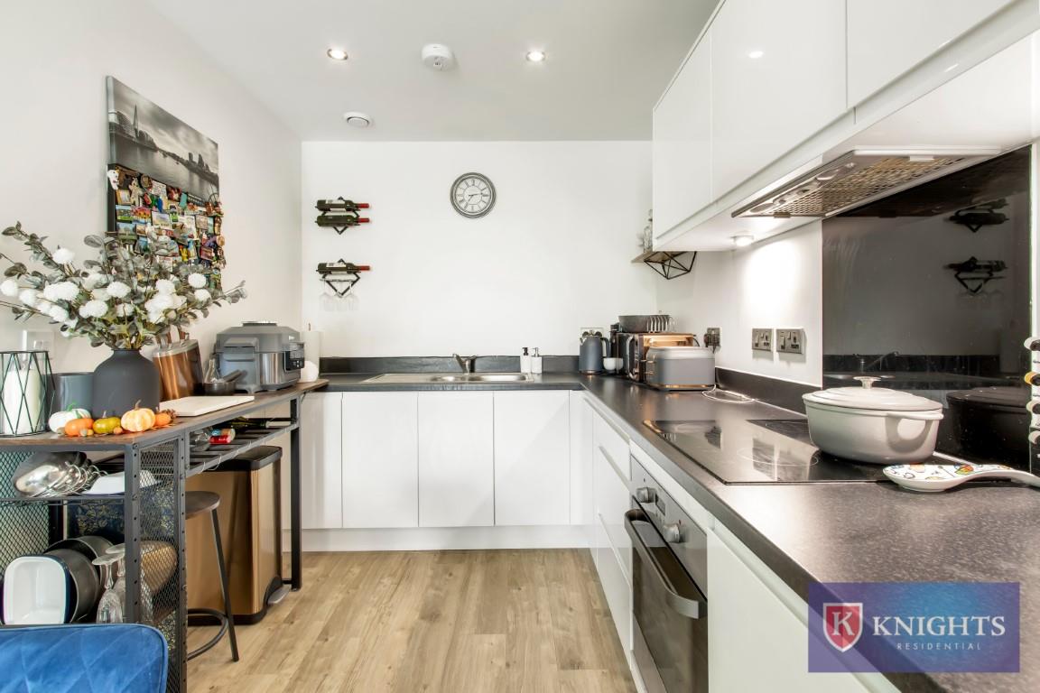 Property Image 92a24b4c-e402-4979-8456-709f436e73d1