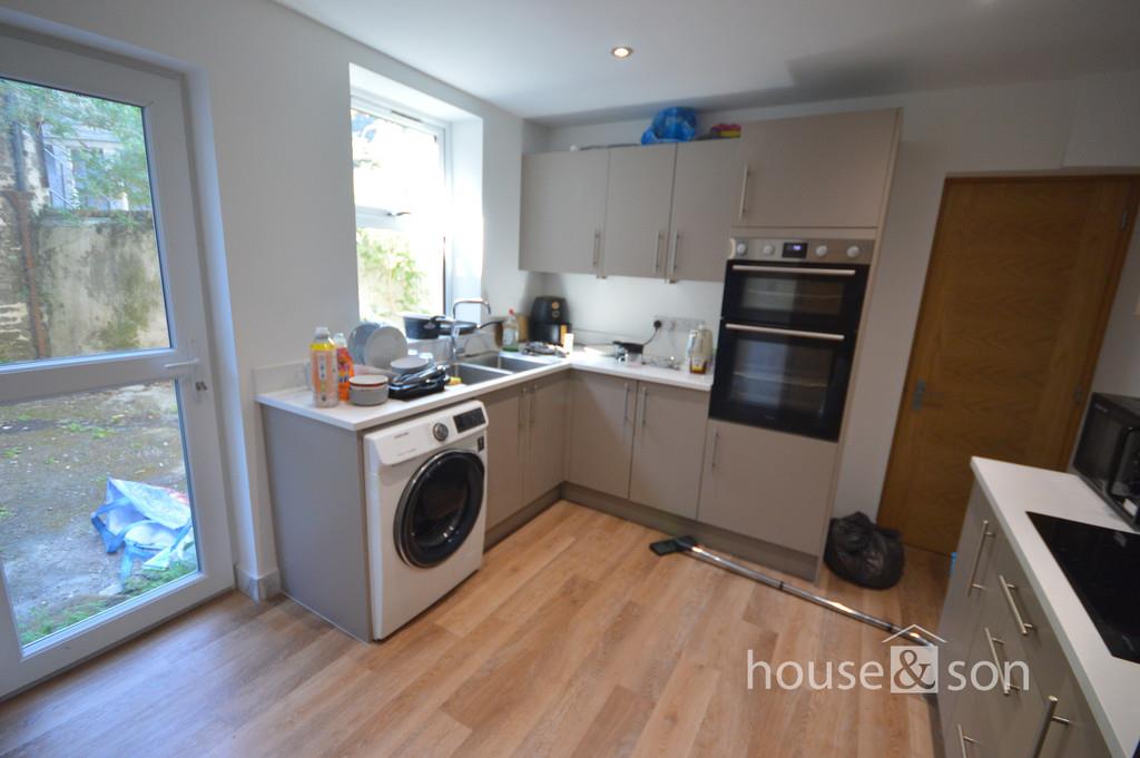 Property Image 92a665dd-9153-48e1-adc8-97c4992b3094