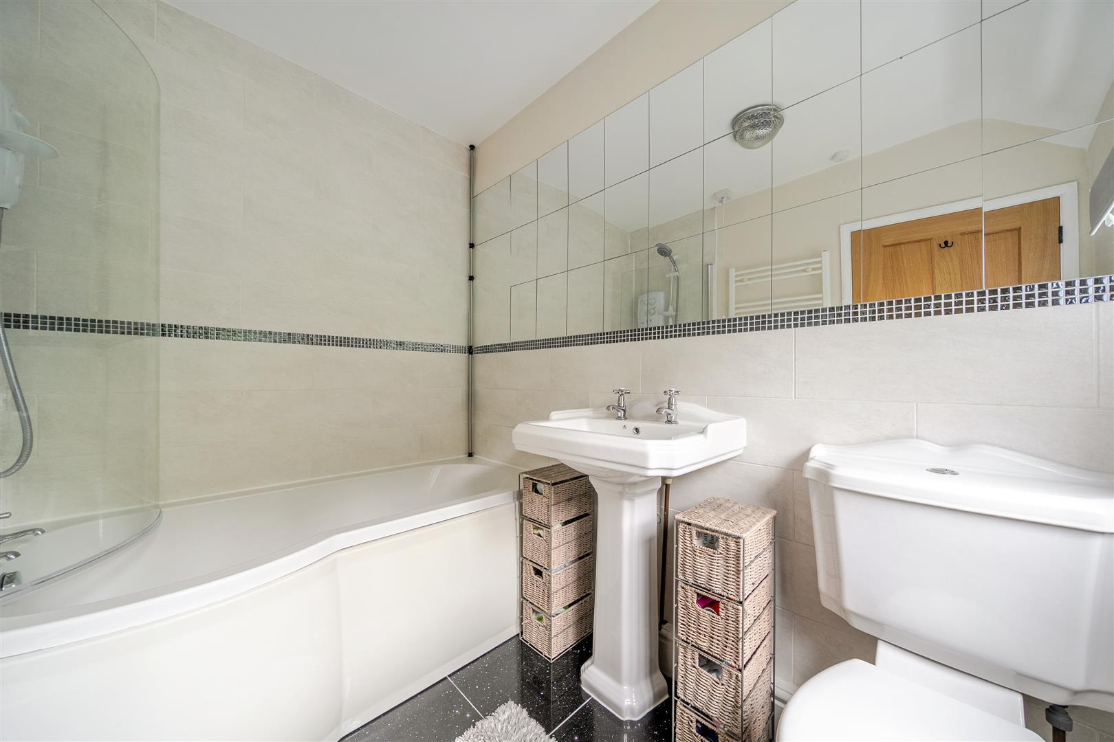 Property Image 92ab5e74-f3d4-4ec9-849f-6c6066b13f8f