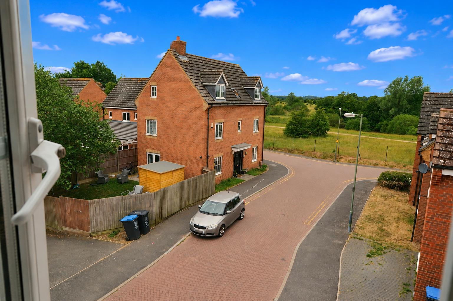 Property Image 92b82280-de89-4b90-aa69-41b6de4c6147