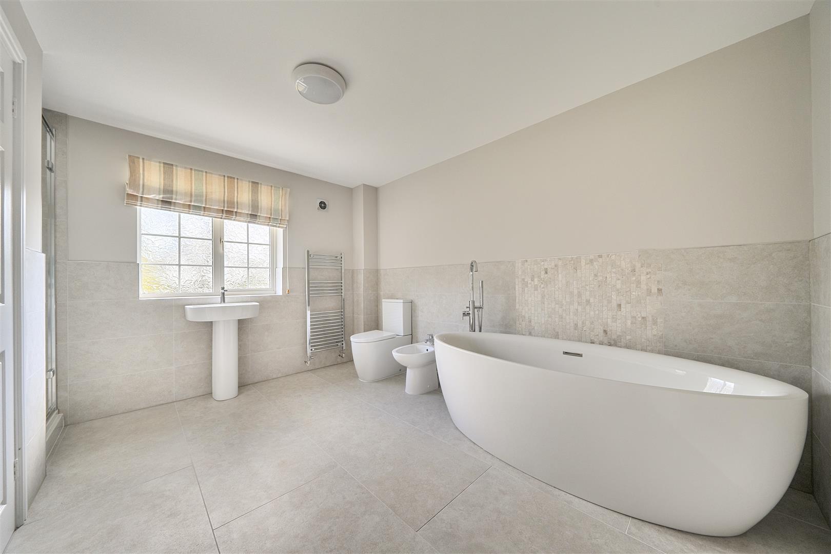 Property Image 92bfcaae-a173-4790-b7f1-f310e4eb423f