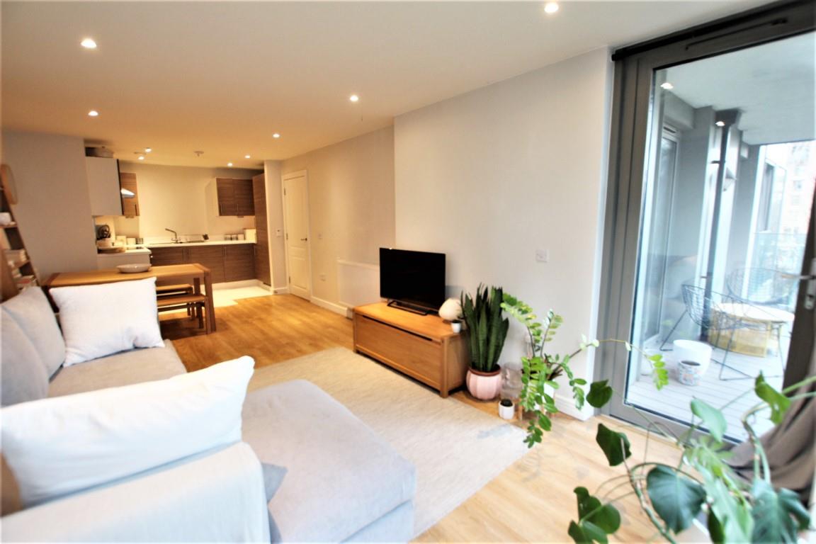 Property Image 92c4f8de-a76d-4a44-9534-20a0dd02fdcd