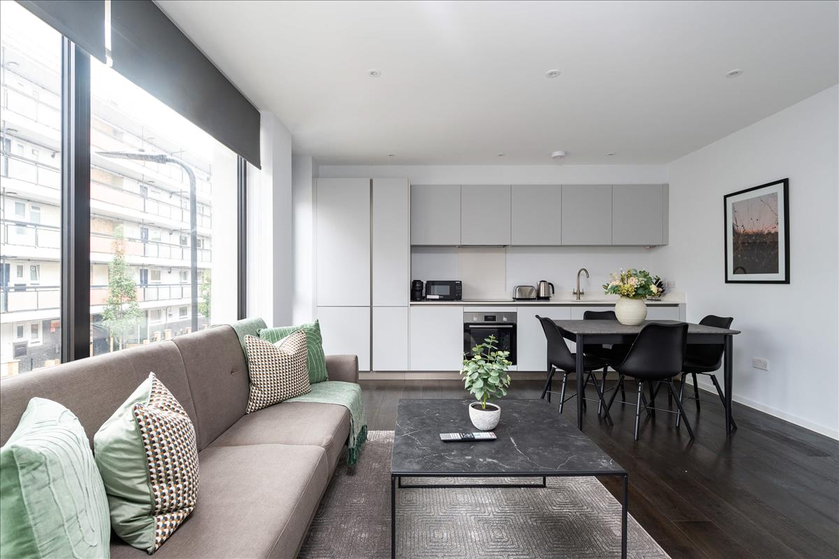 Property Image 92c63250-ebe9-4fea-8a81-c89aedf0a3b1