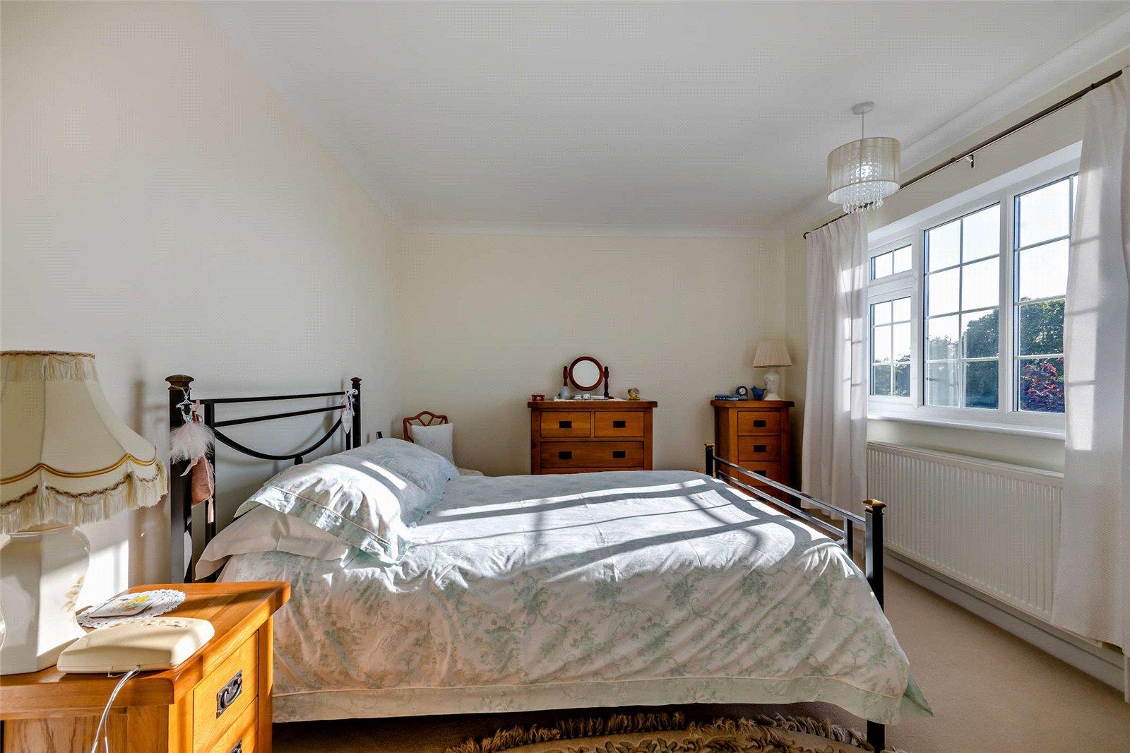Property Image 92c8e323-309b-45fd-a919-46e8fa29f457