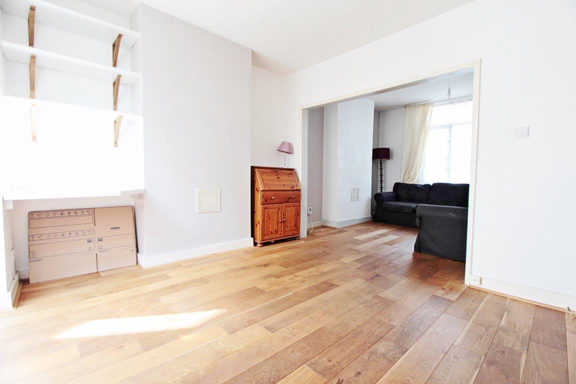 Property Image 92cd2d92-f17d-422b-9d0d-bb9b6d36d98f